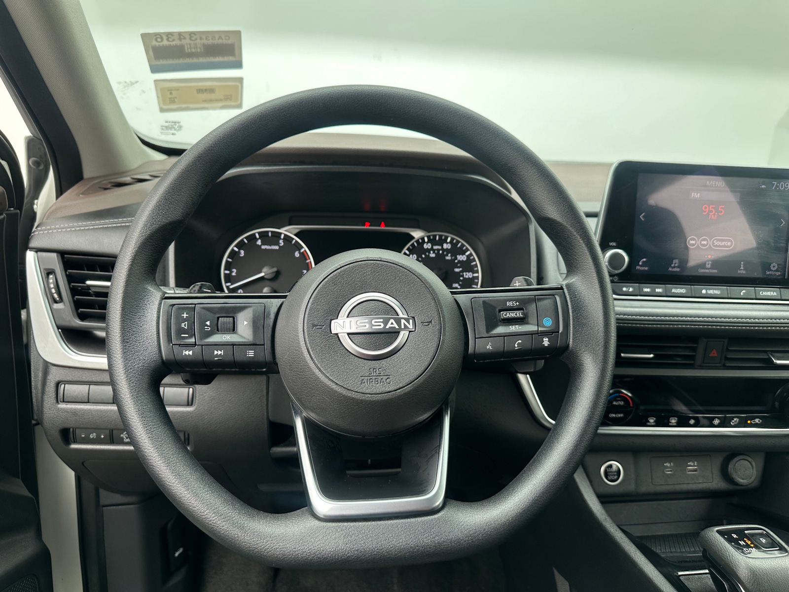 Thumbnail: 2023 Nissan Rogue - 5