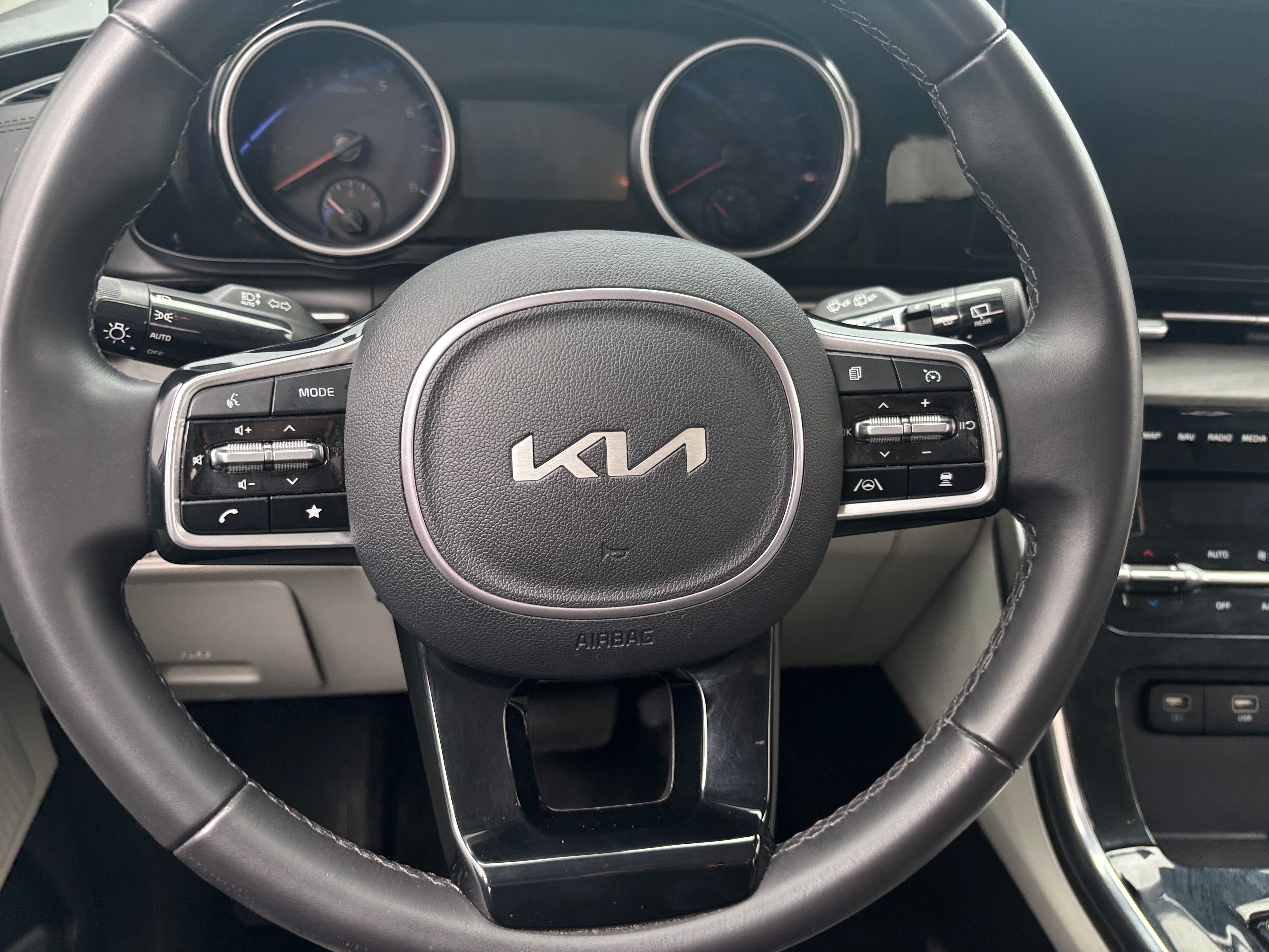 2024 Kia Carnival