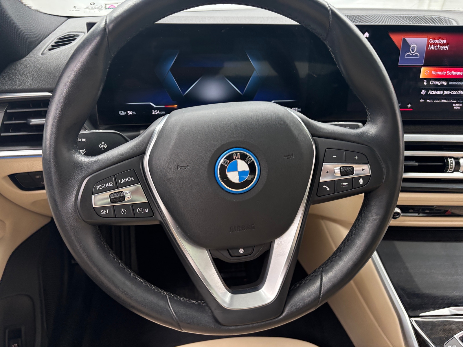 Thumbnail: 2023 BMW i4 - 4