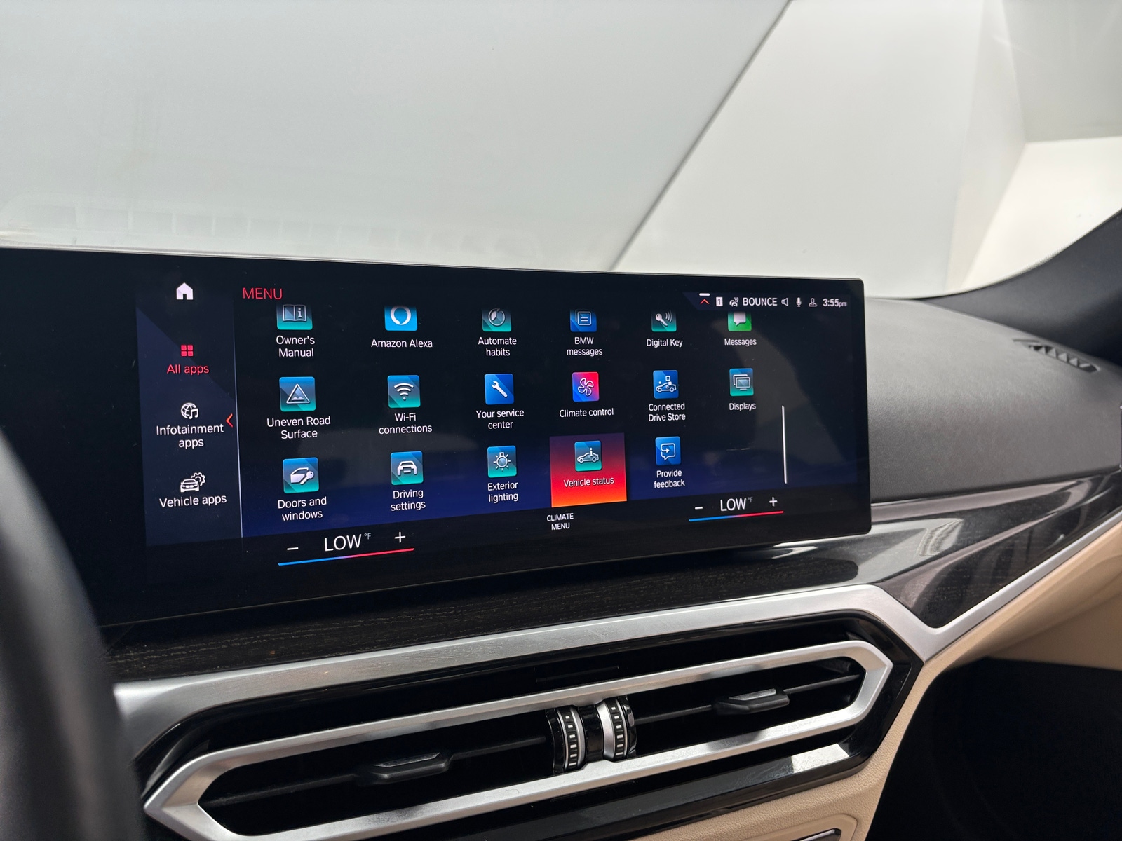 Thumbnail: 2023 BMW i4 - 3