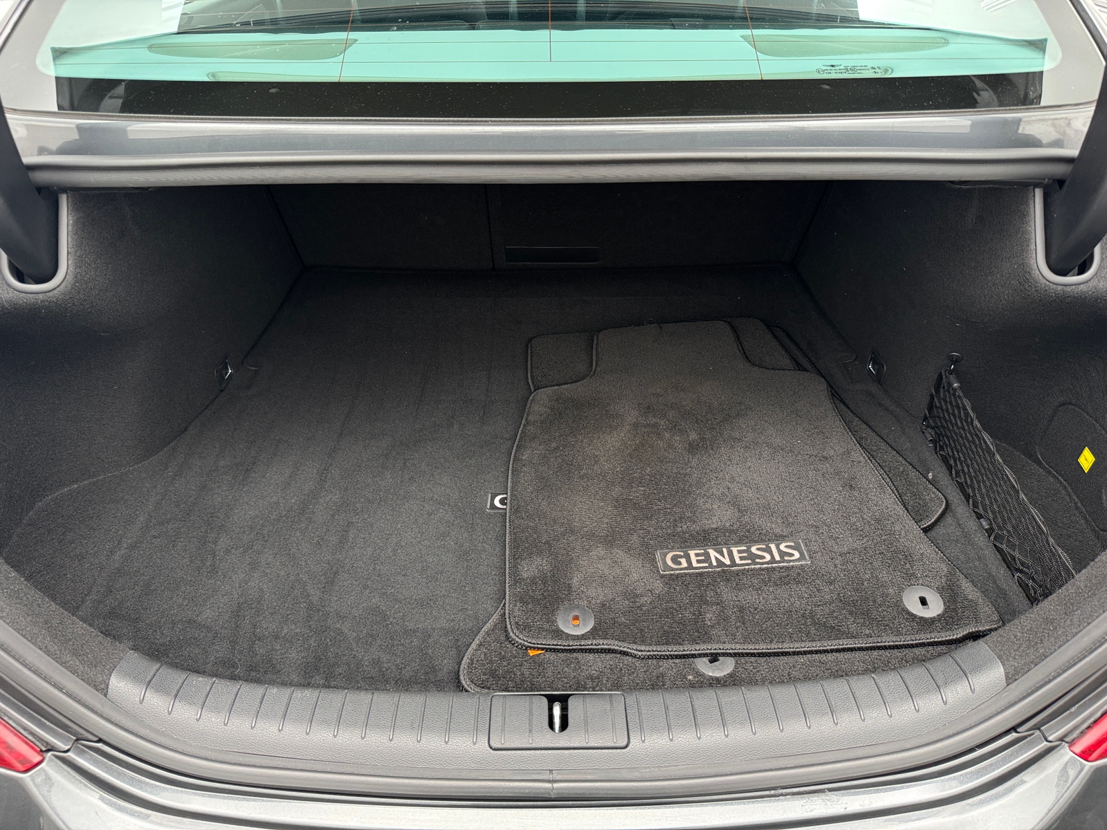 Thumbnail: 2021 Genesis G70 - 6