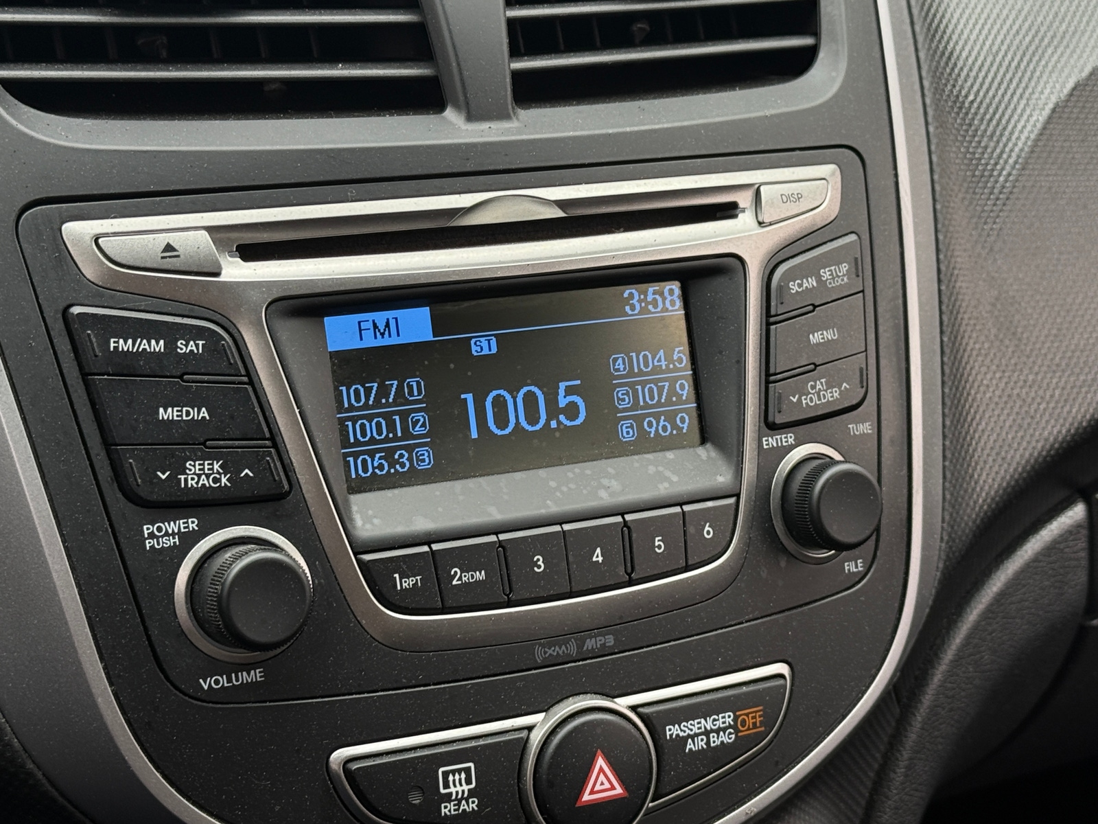 Thumbnail: 2017 Hyundai Accent - 4