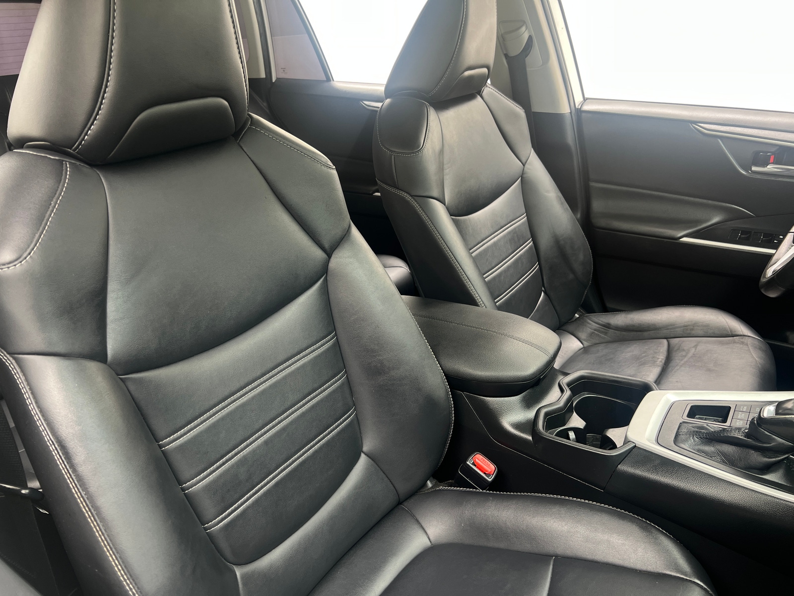 Thumbnail: 2021 Toyota RAV4 - 2
