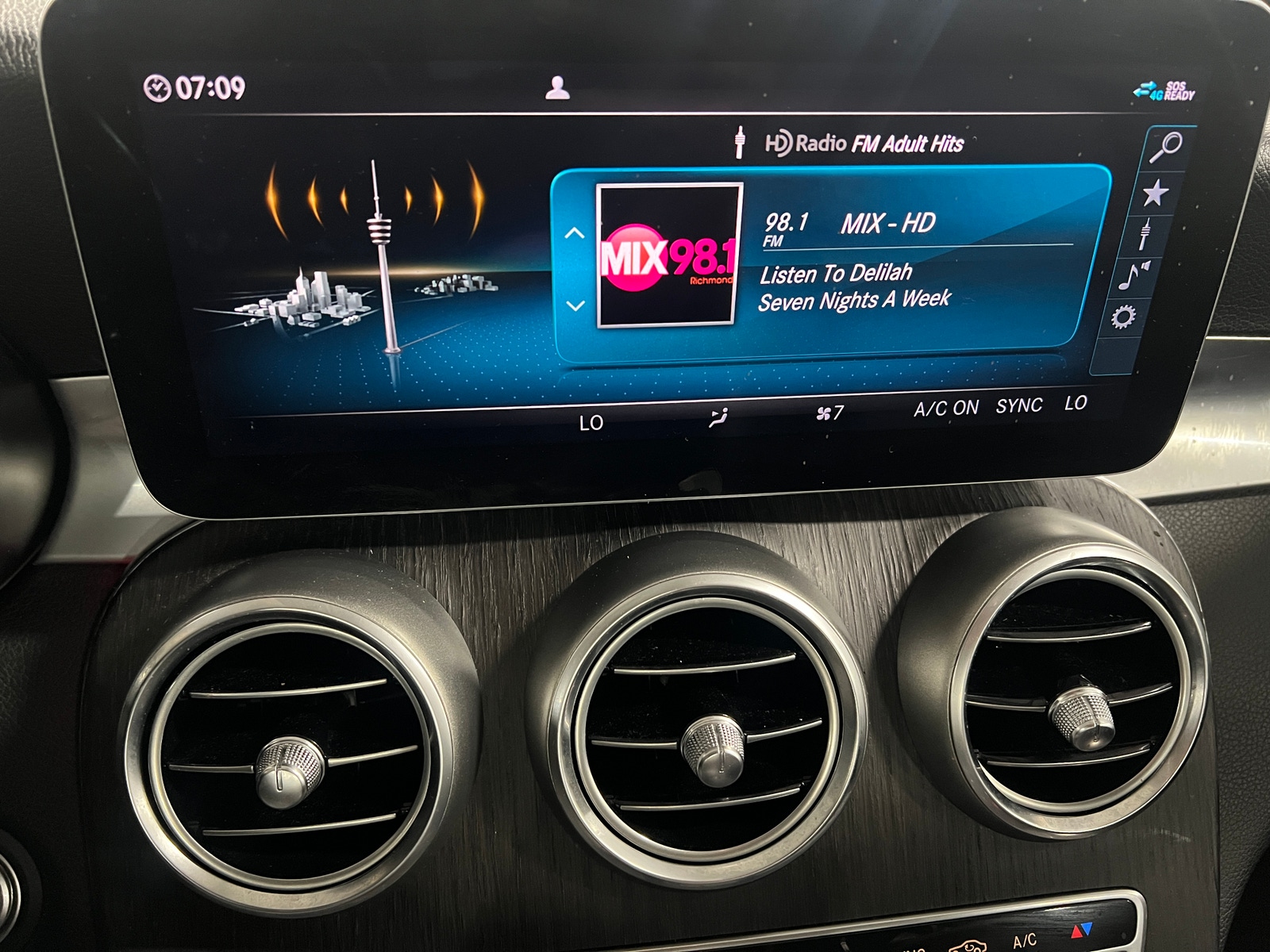 Thumbnail: 2020 Mercedes-Benz C-Class - 3