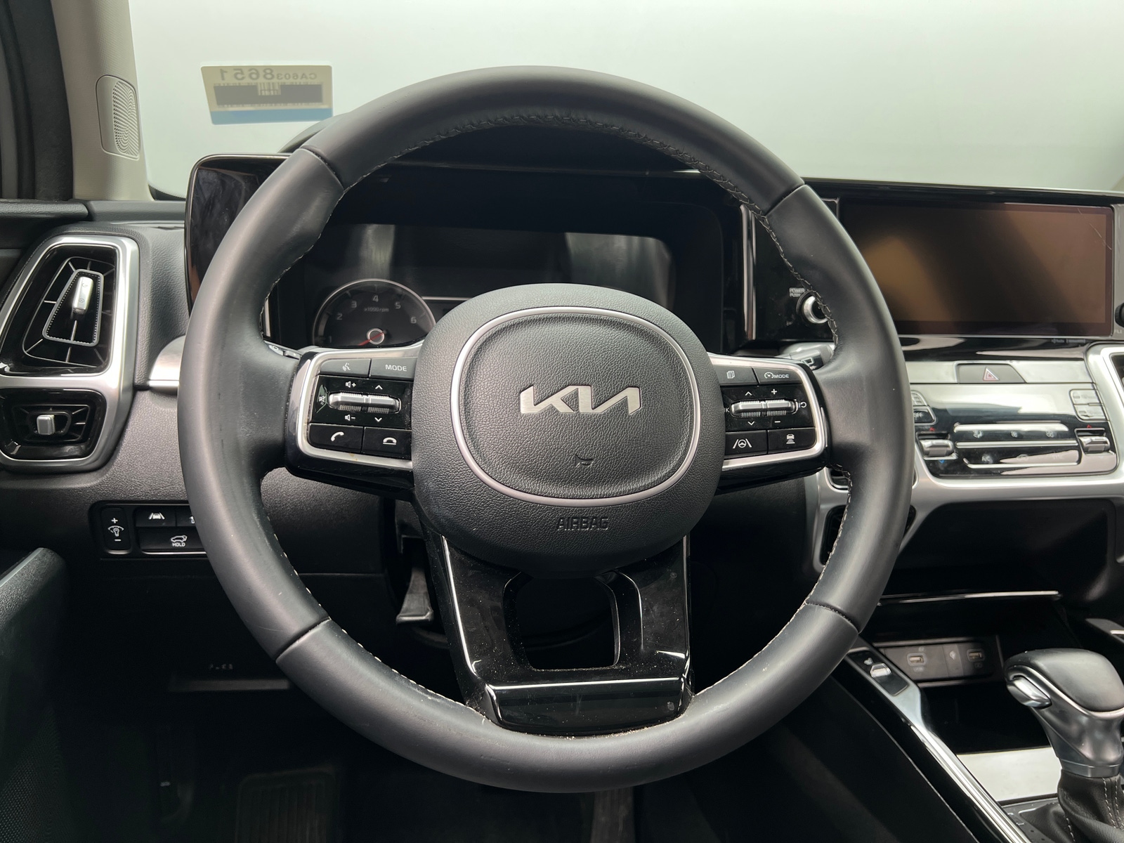 Thumbnail: 2022 Kia Sorento - 4