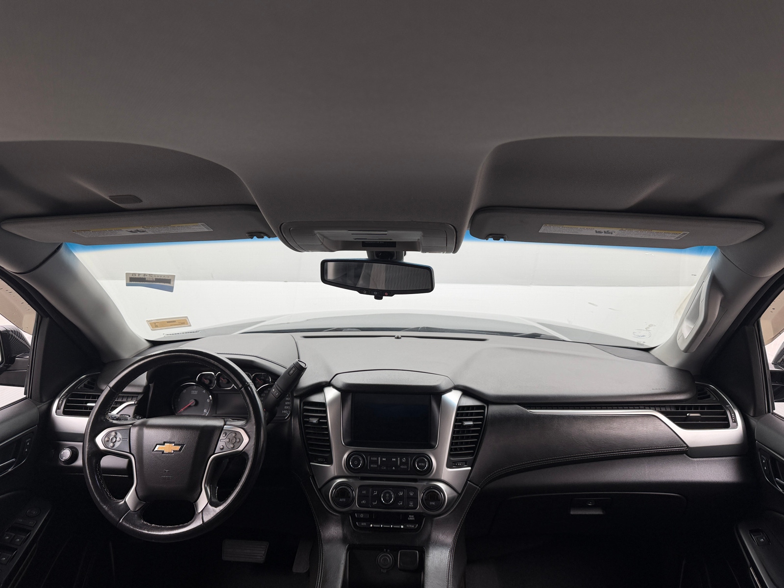Thumbnail: 2019 Chevrolet Tahoe - 3