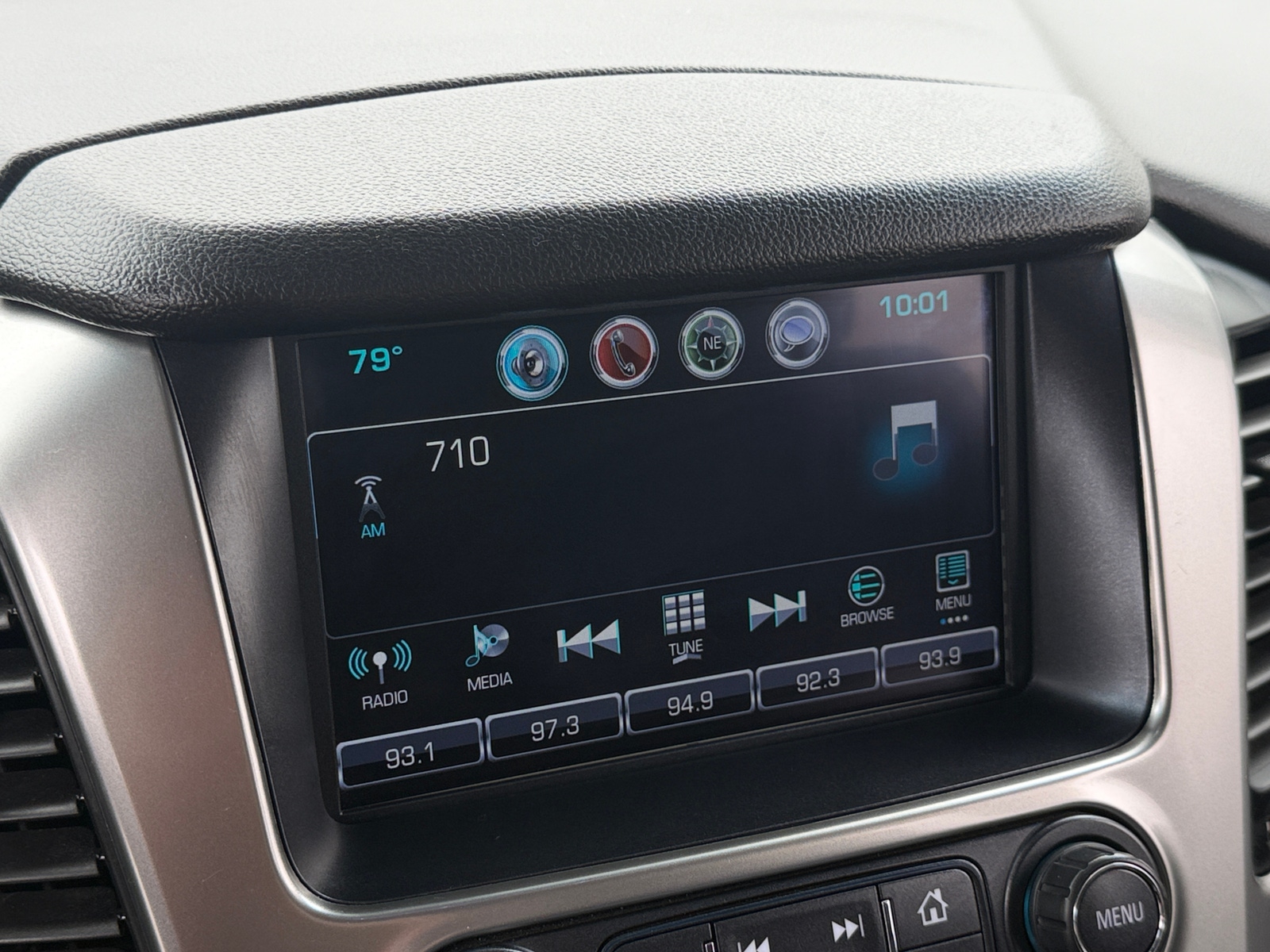Thumbnail: 2019 Chevrolet Tahoe - 4