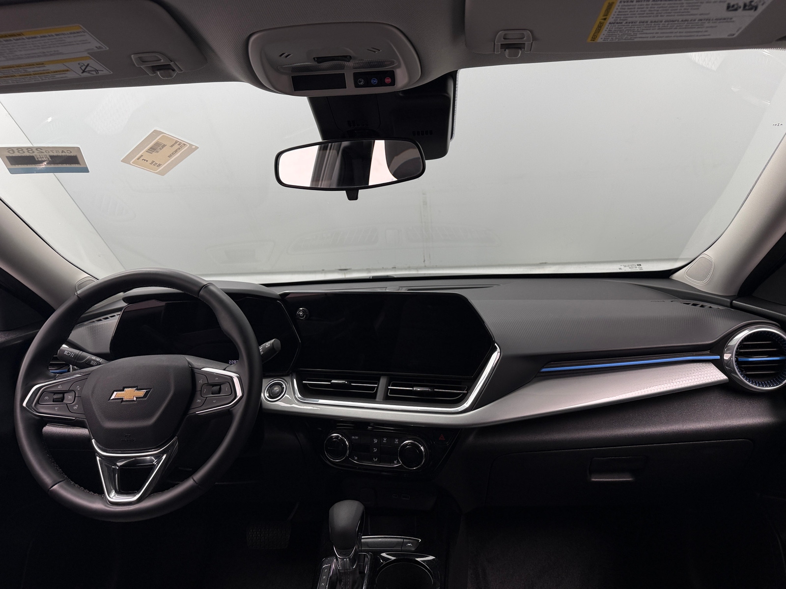 Thumbnail: 2025 Chevrolet Trax - 2