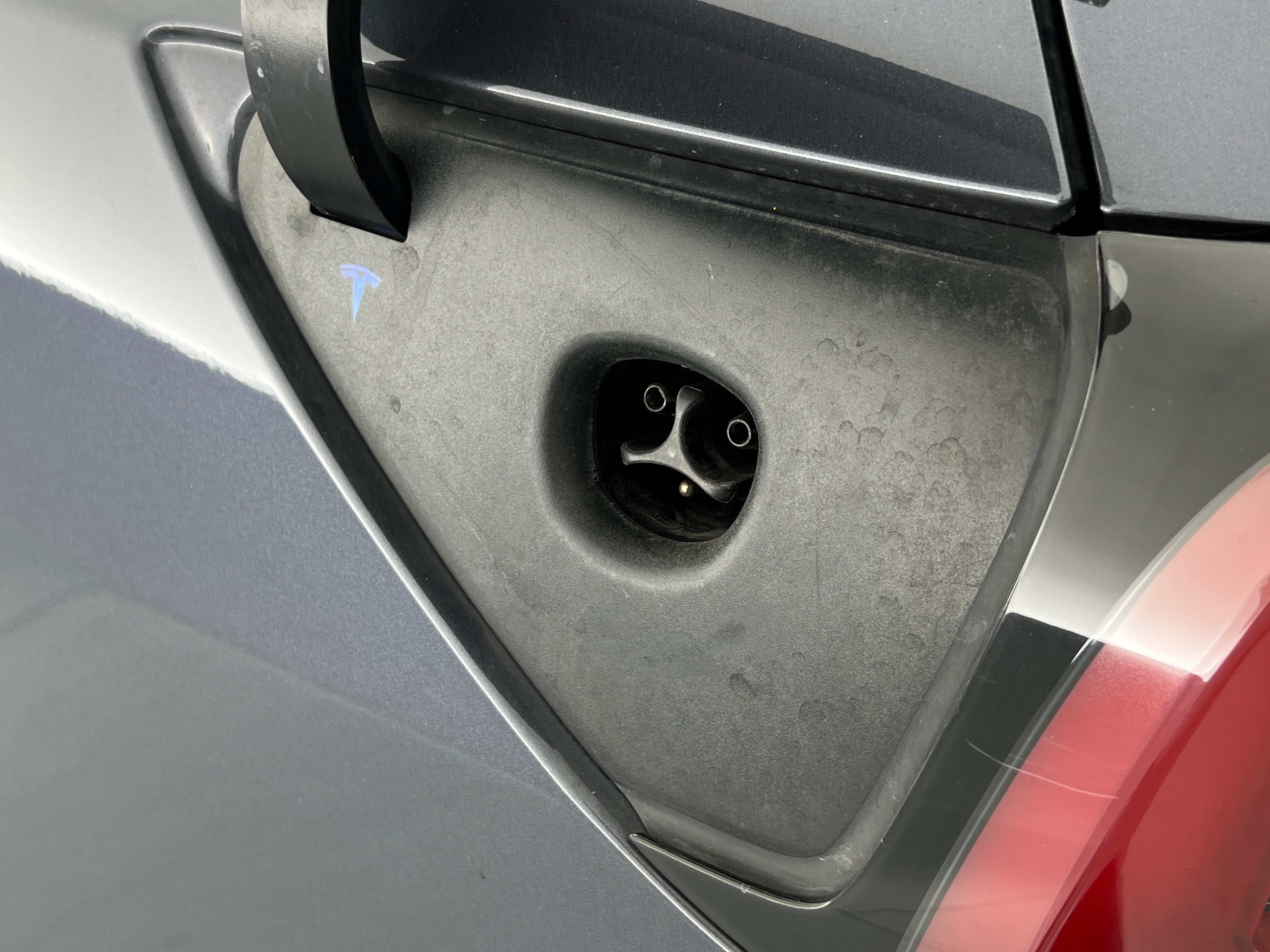 Used 2021 Tesla Model Y Long Range with VIN 5YJYGDEE2MF258103 for sale in Auburn, WA