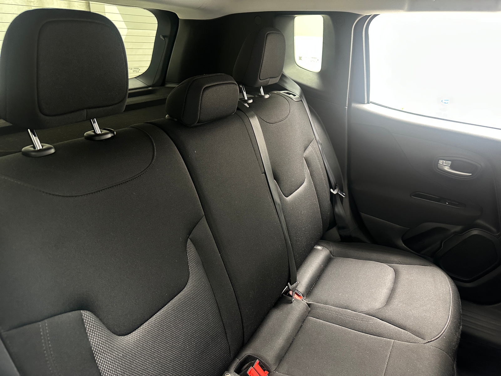 Thumbnail: 2020 Jeep Renegade - 6