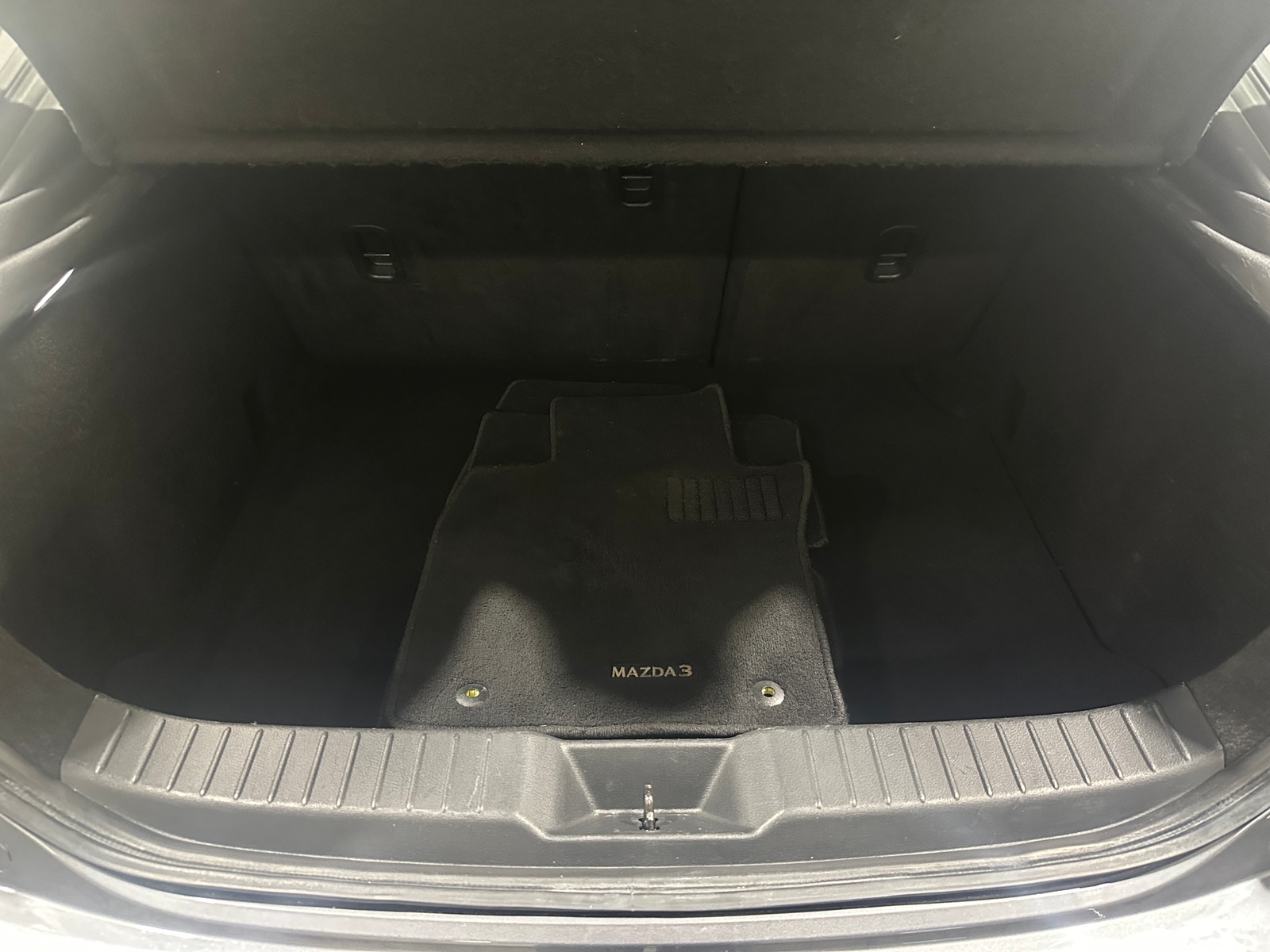 Thumbnail: 2021 Mazda Mazda3 - 6