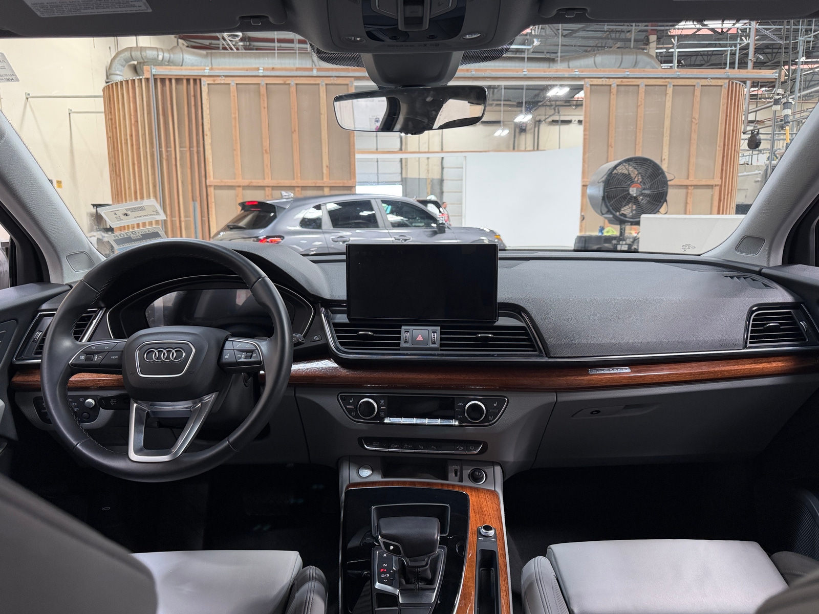 Thumbnail: 2023 Audi Q5 - 3