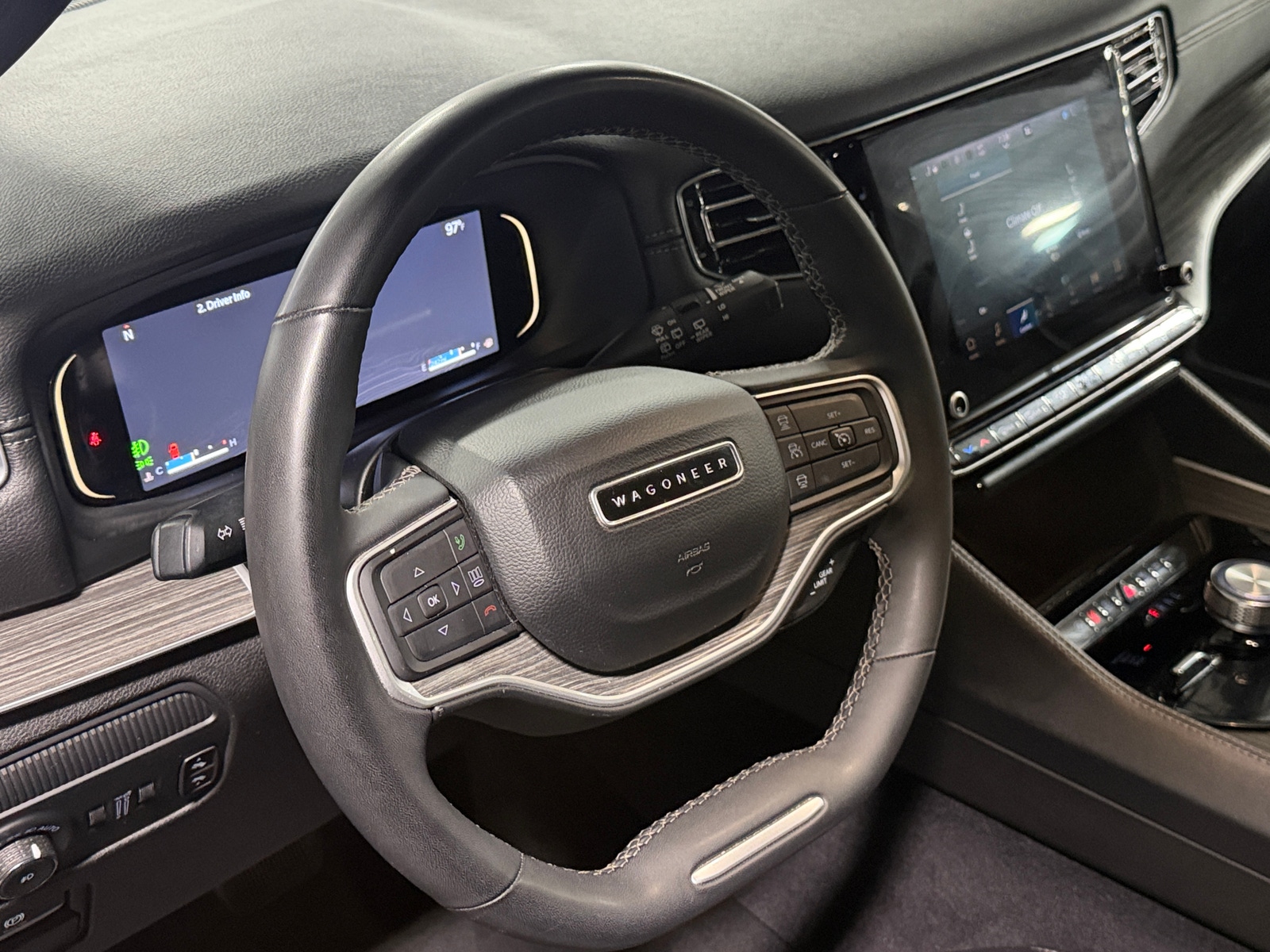 Thumbnail: 2024 Jeep Wagoneer - 4