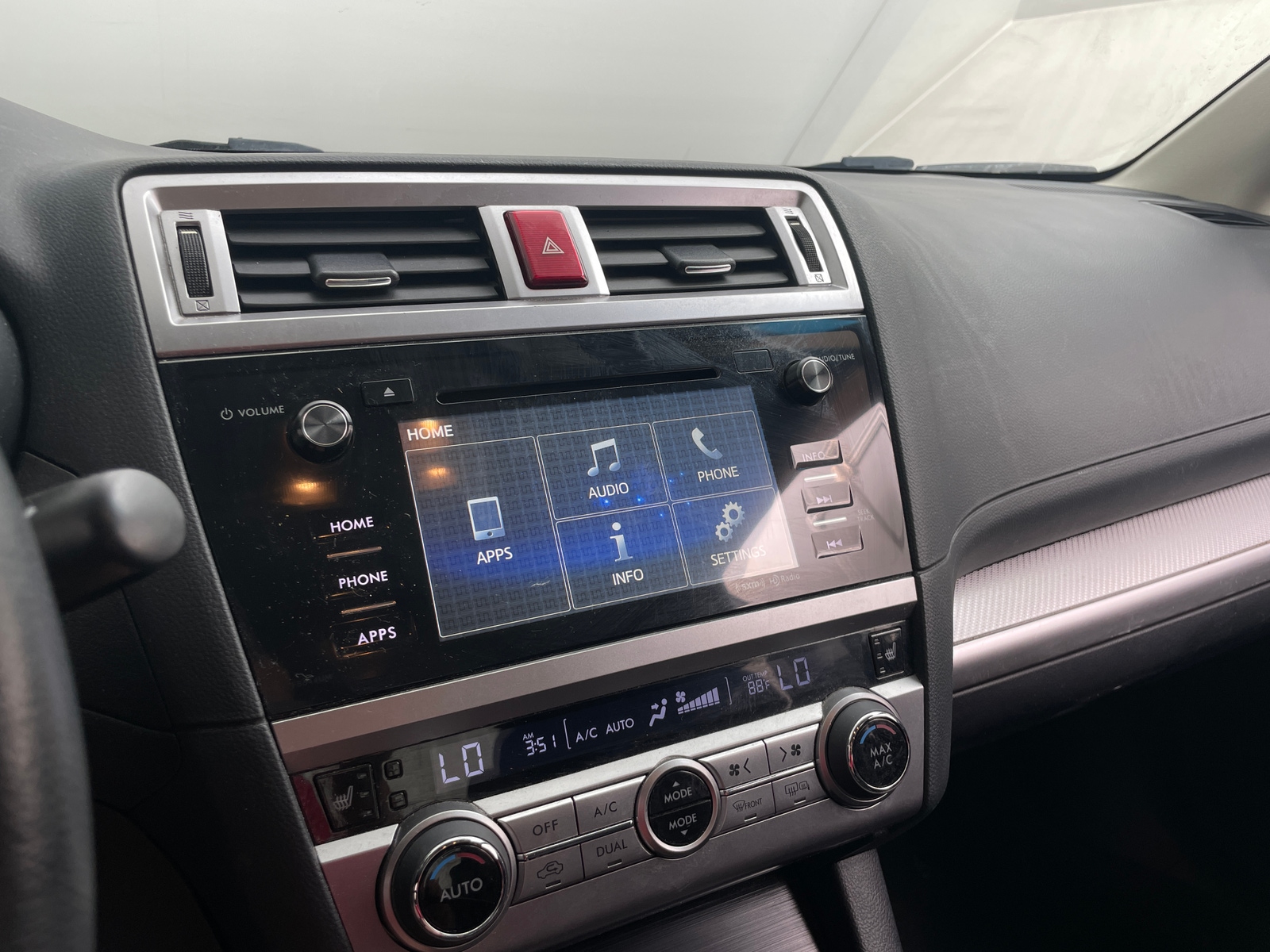 Thumbnail: 2015 Subaru Legacy - 4
