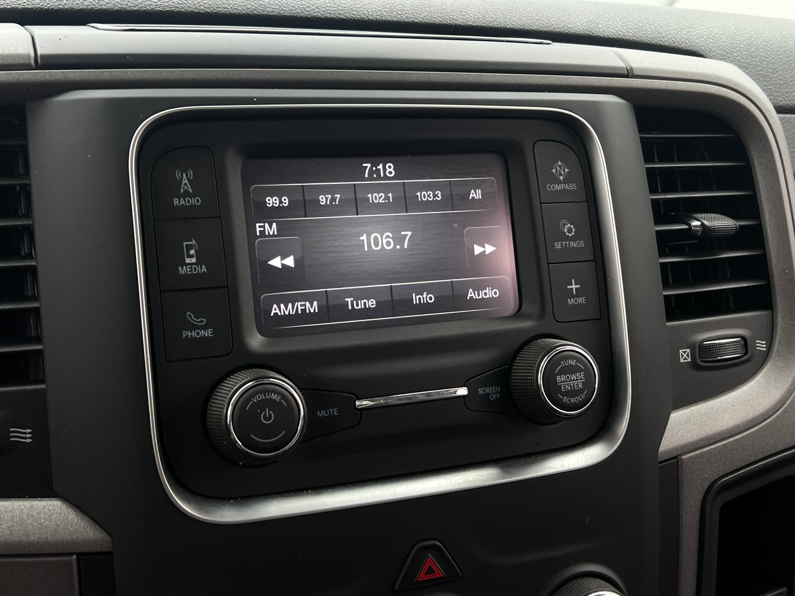 Thumbnail: 2024 RAM 1500 Classic - 4