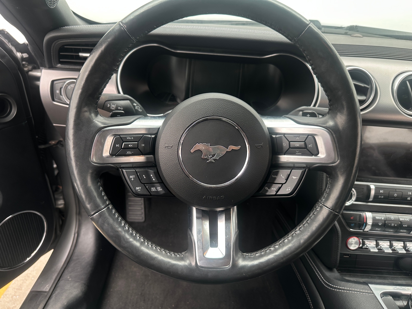 Thumbnail: 2020 Ford Mustang - 3