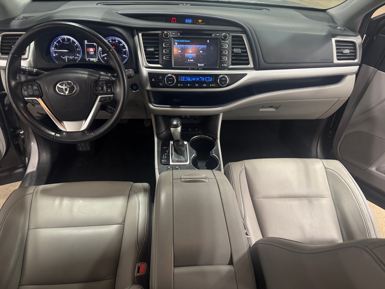Thumbnail: 2018 Toyota Highlander - 2