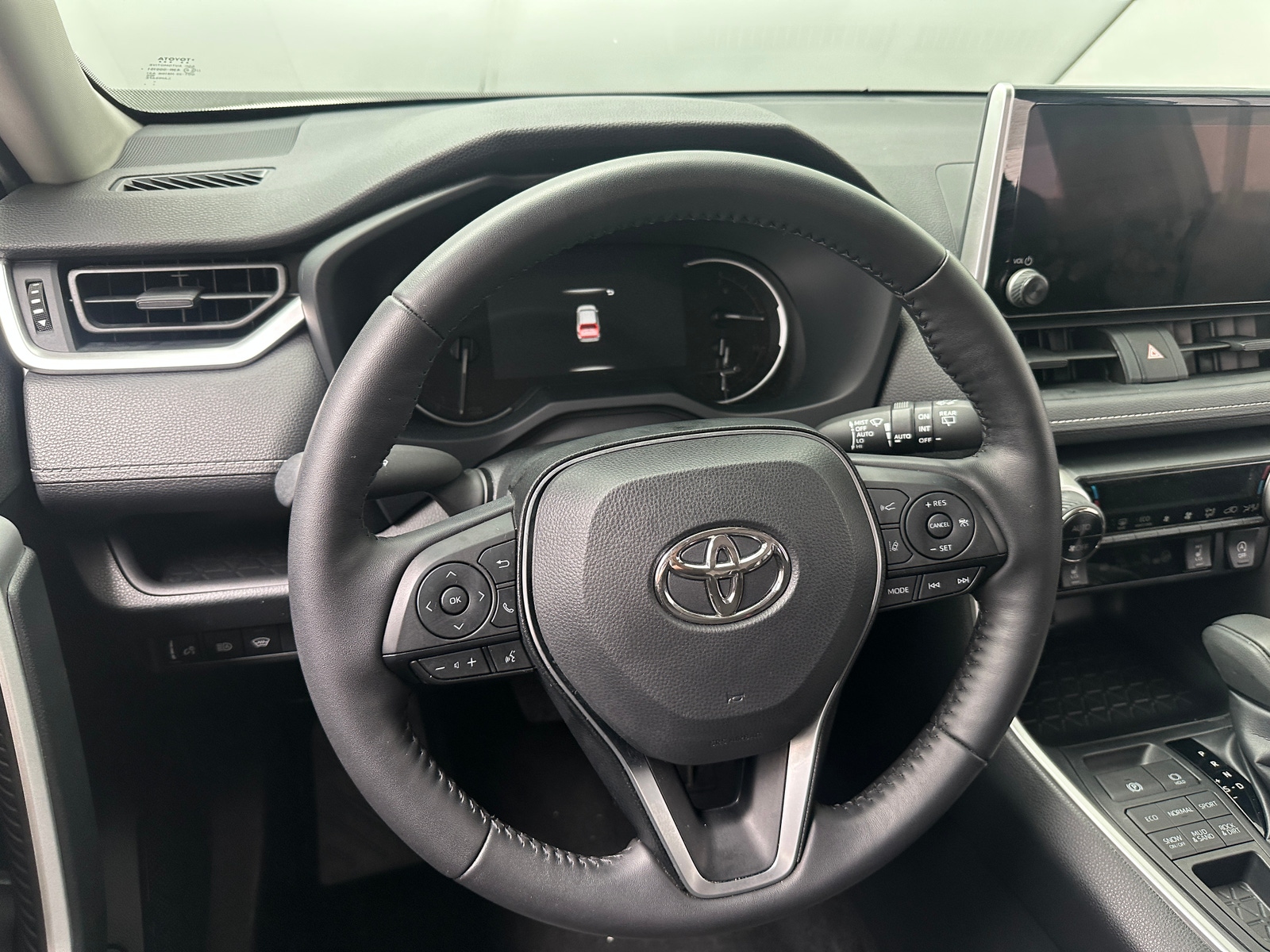 Thumbnail: 2025 Toyota RAV4 - 5