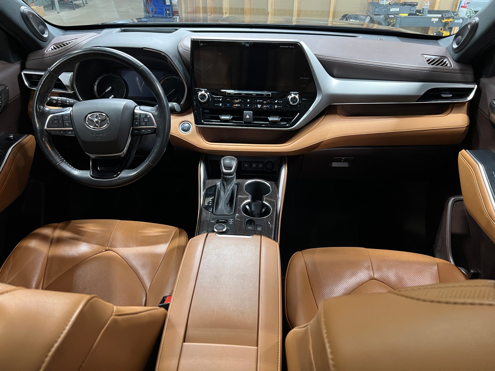 Thumbnail: 2021 Toyota Highlander - 2