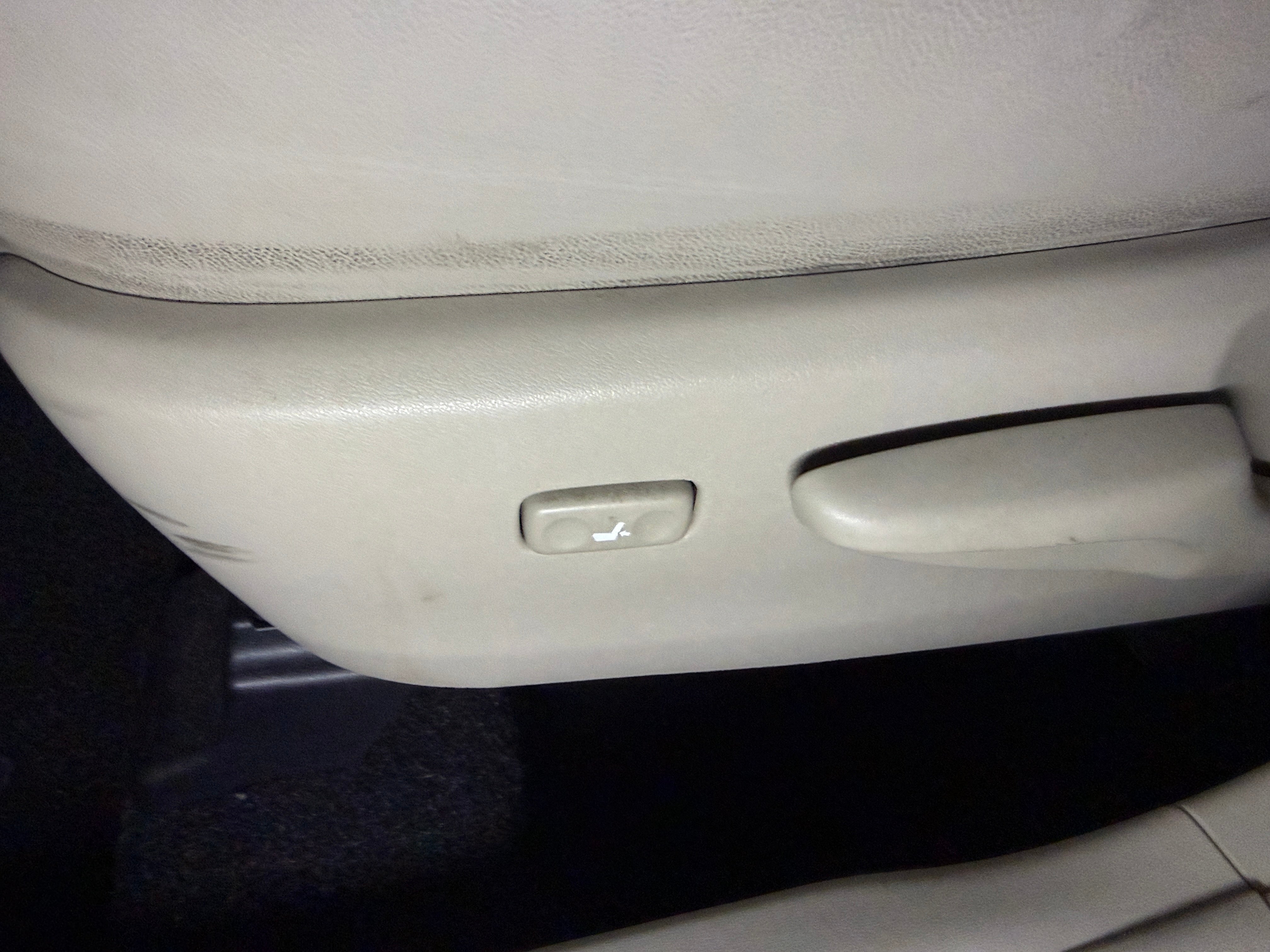 2012 Toyota Prius v Five