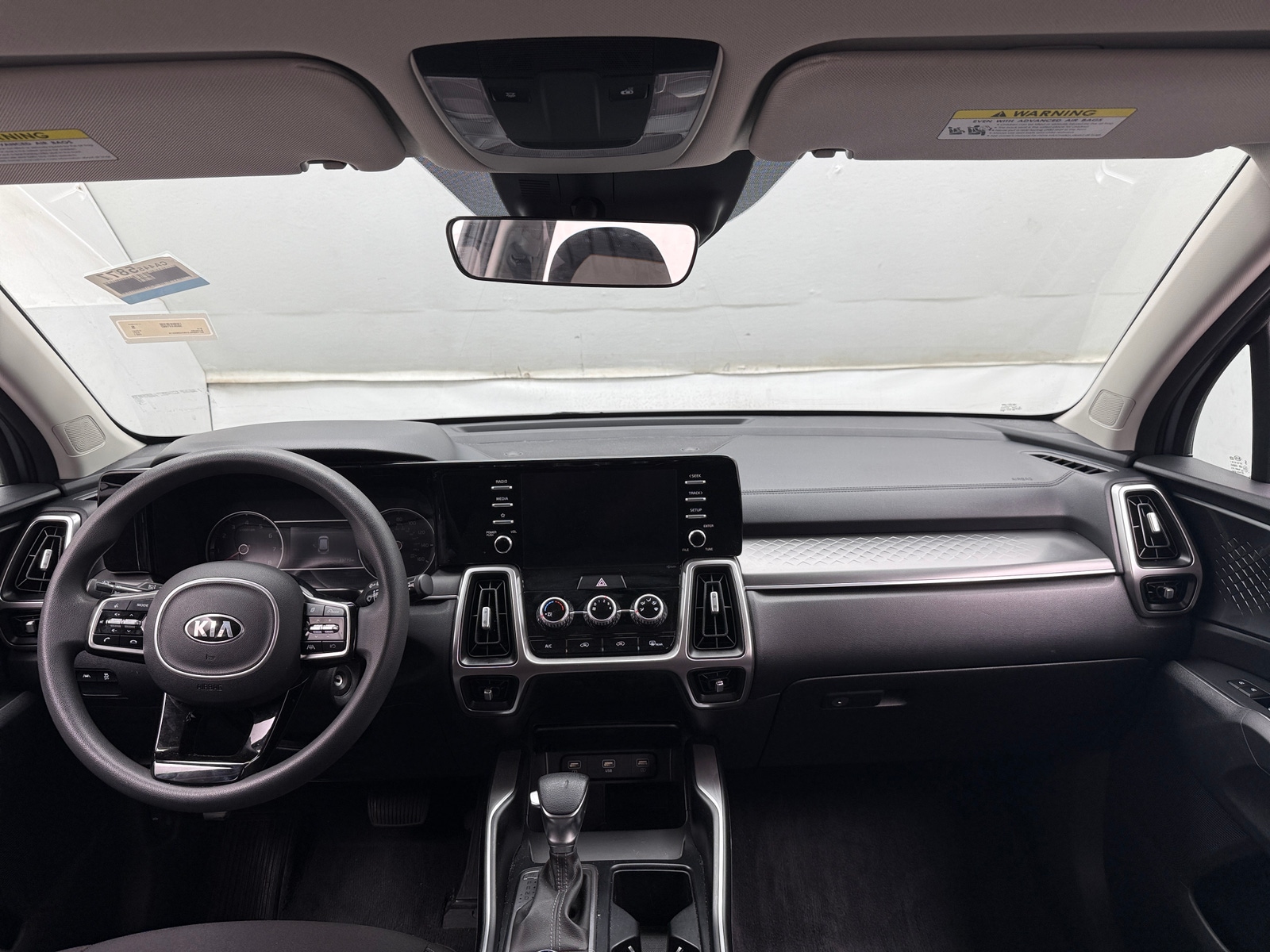Thumbnail: 2021 Kia Sorento - 3