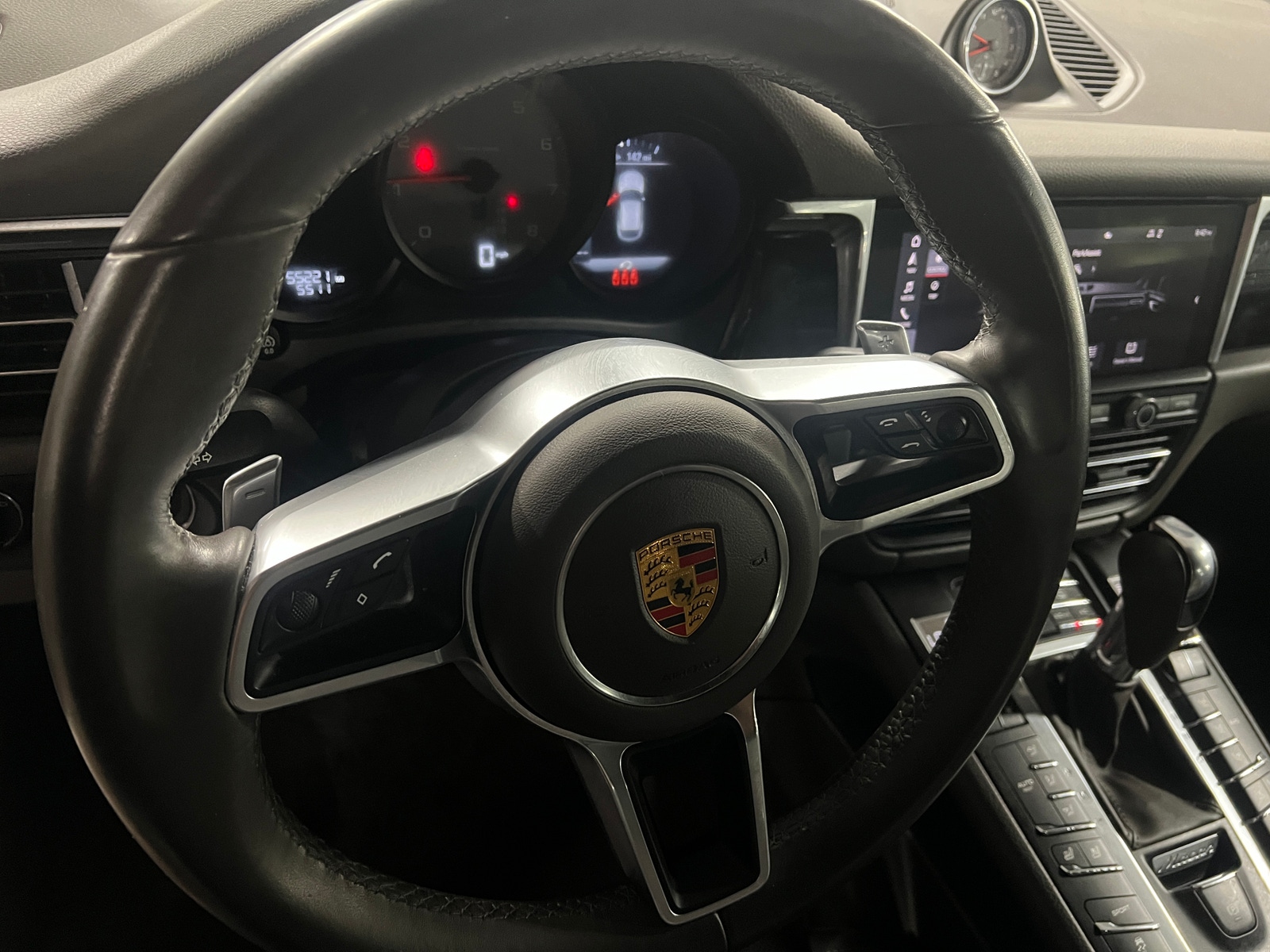 Thumbnail: 2021 Porsche Macan - 4