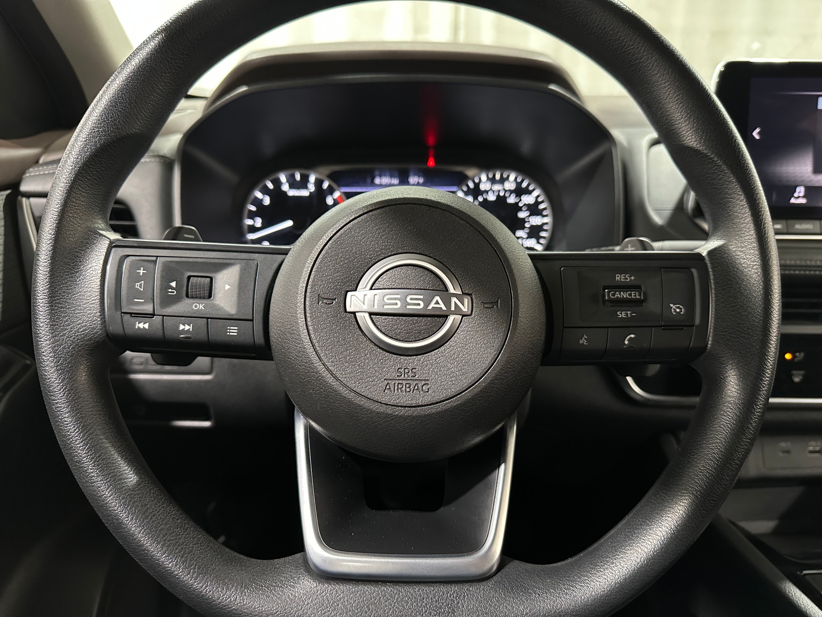 Thumbnail: 2023 Nissan Rogue - 5