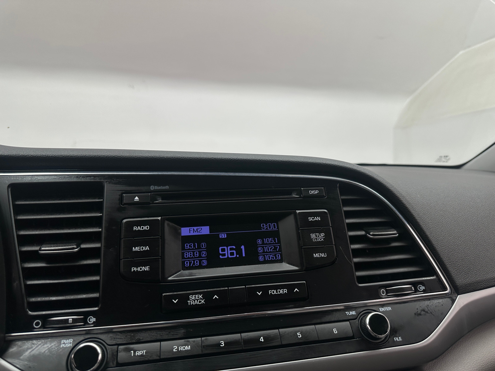 Thumbnail: 2018 Hyundai Elantra - 4