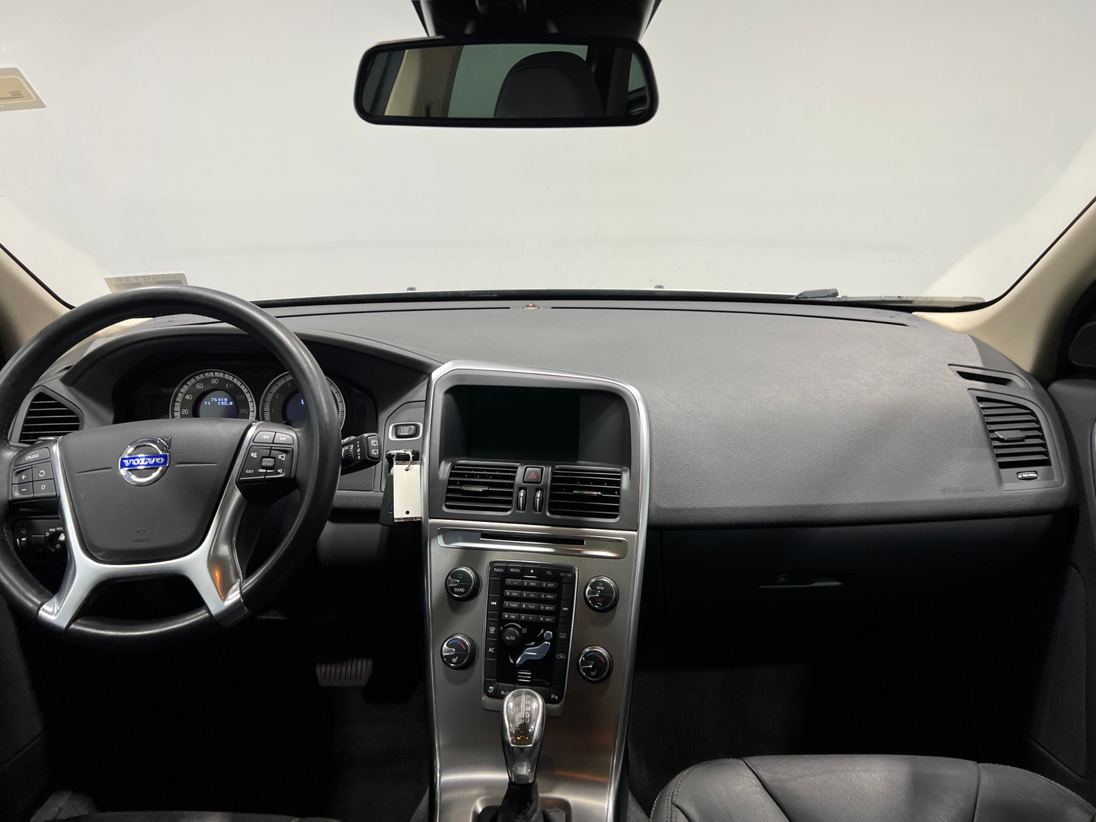 Thumbnail: 2013 Volvo XC60 - 2