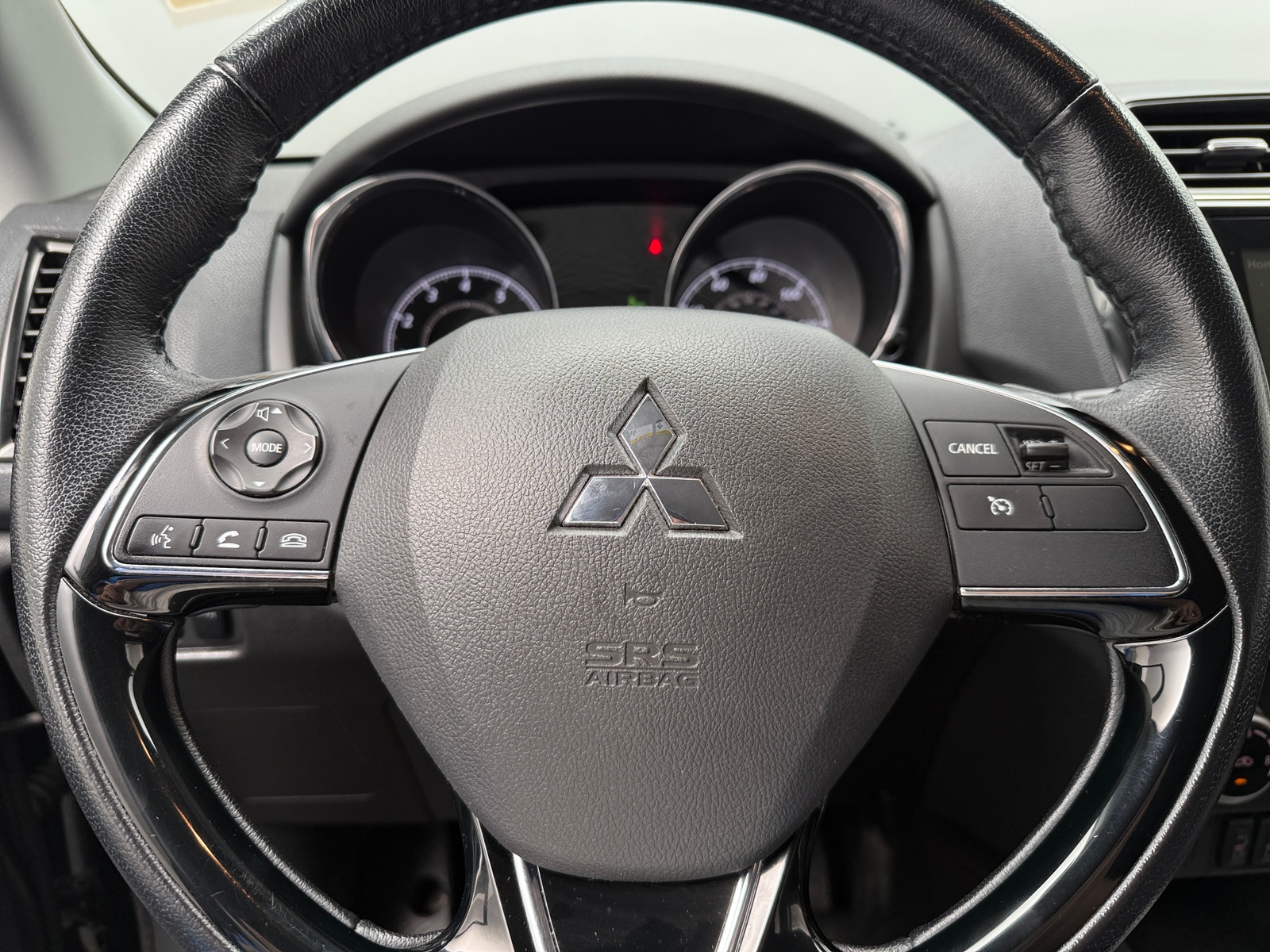 Thumbnail: 2022 Mitsubishi Outlander Sport - 5