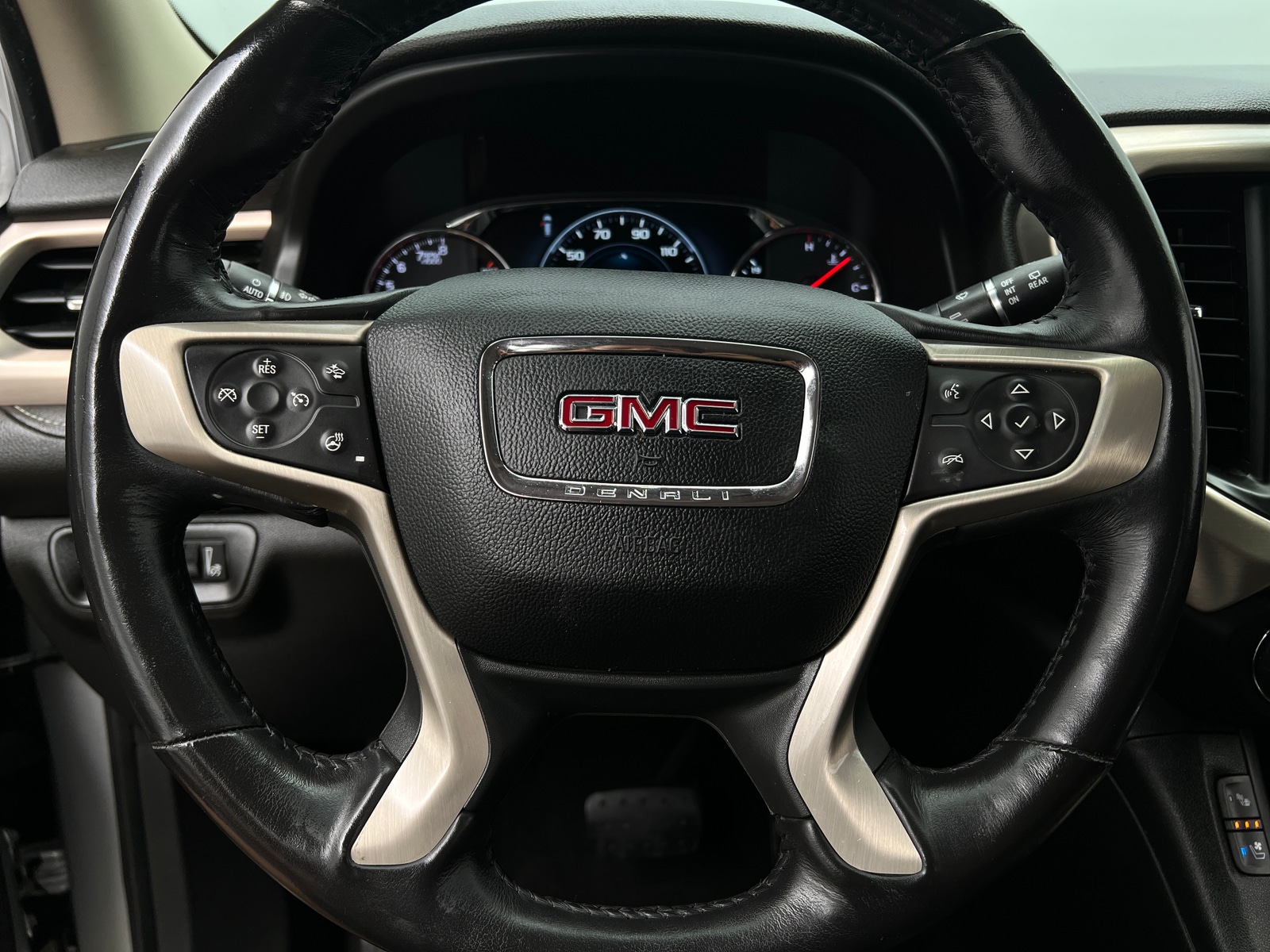 Thumbnail: 2019 GMC Acadia - 4
