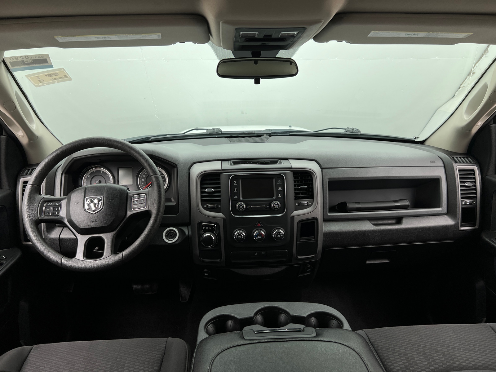 Thumbnail: 2019 RAM 1500 Classic - 3