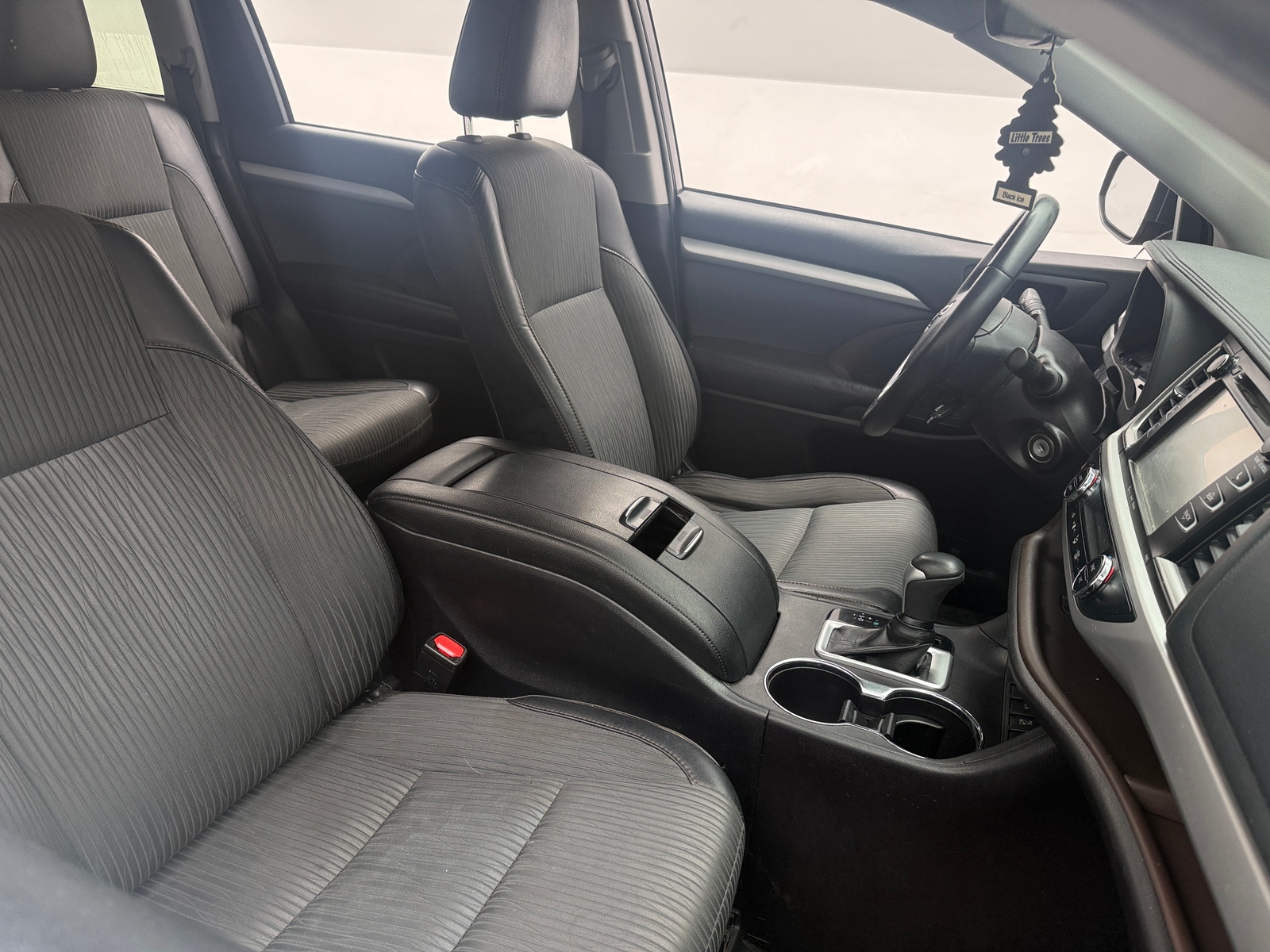 Thumbnail: 2019 Toyota Highlander - 2