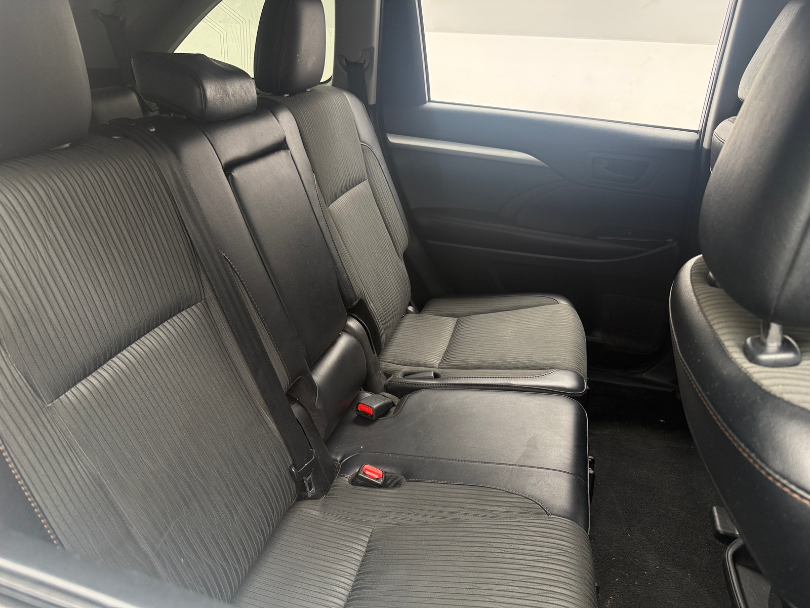 Thumbnail: 2019 Toyota Highlander - 6