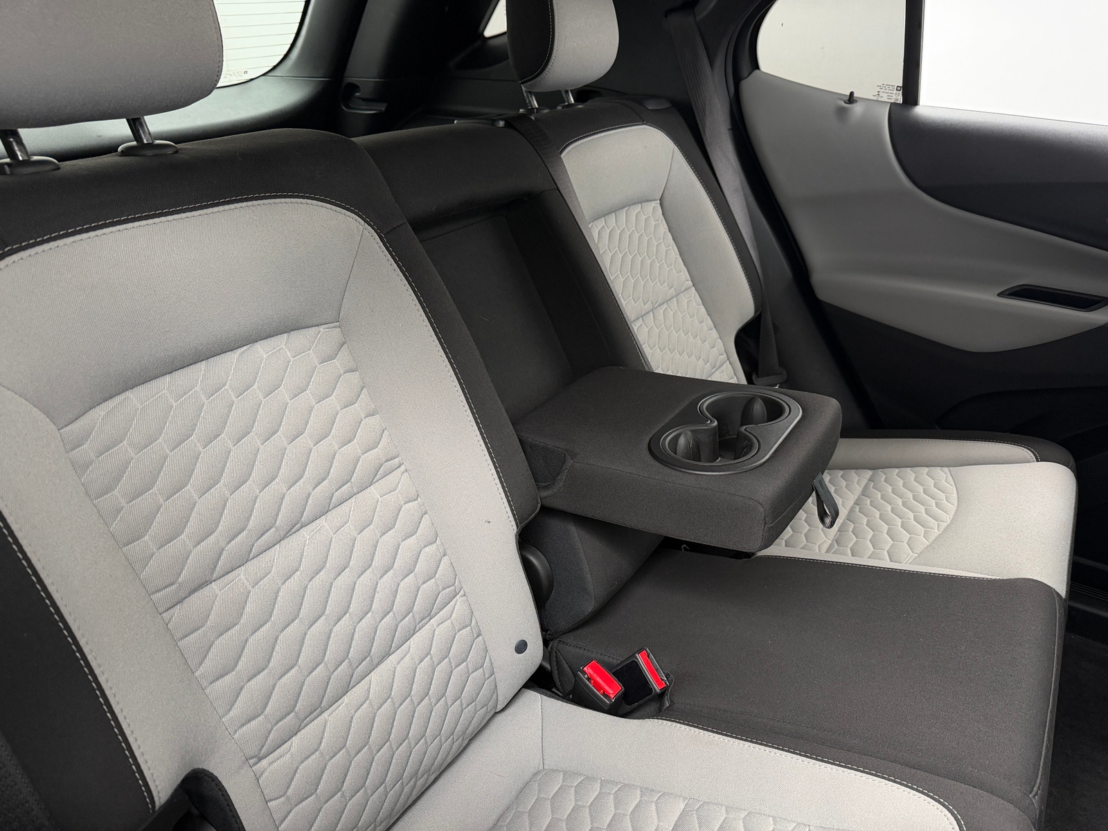 Thumbnail: 2019 Chevrolet Equinox - 6