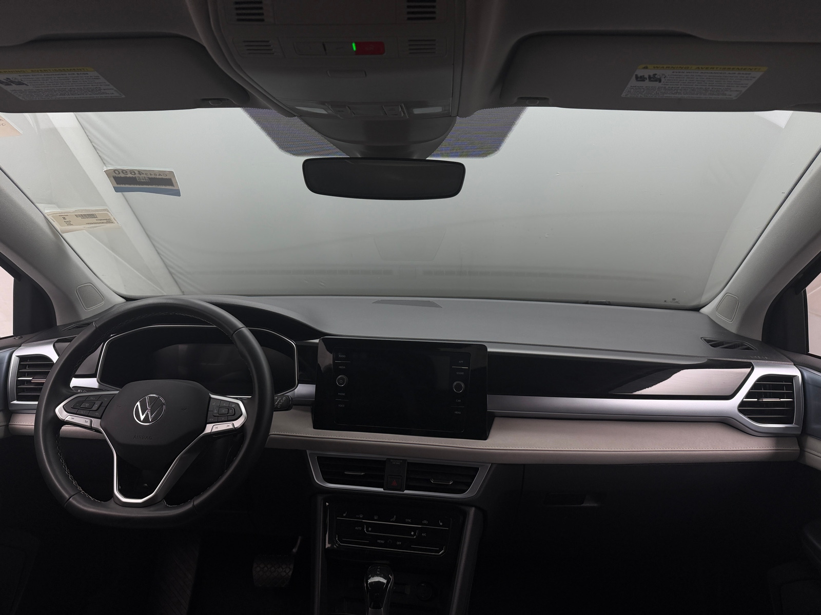 Thumbnail: 2025 Volkswagen Taos - 3
