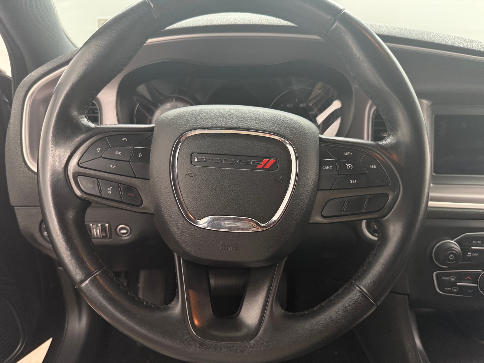 Thumbnail: 2022 Dodge Charger - 5