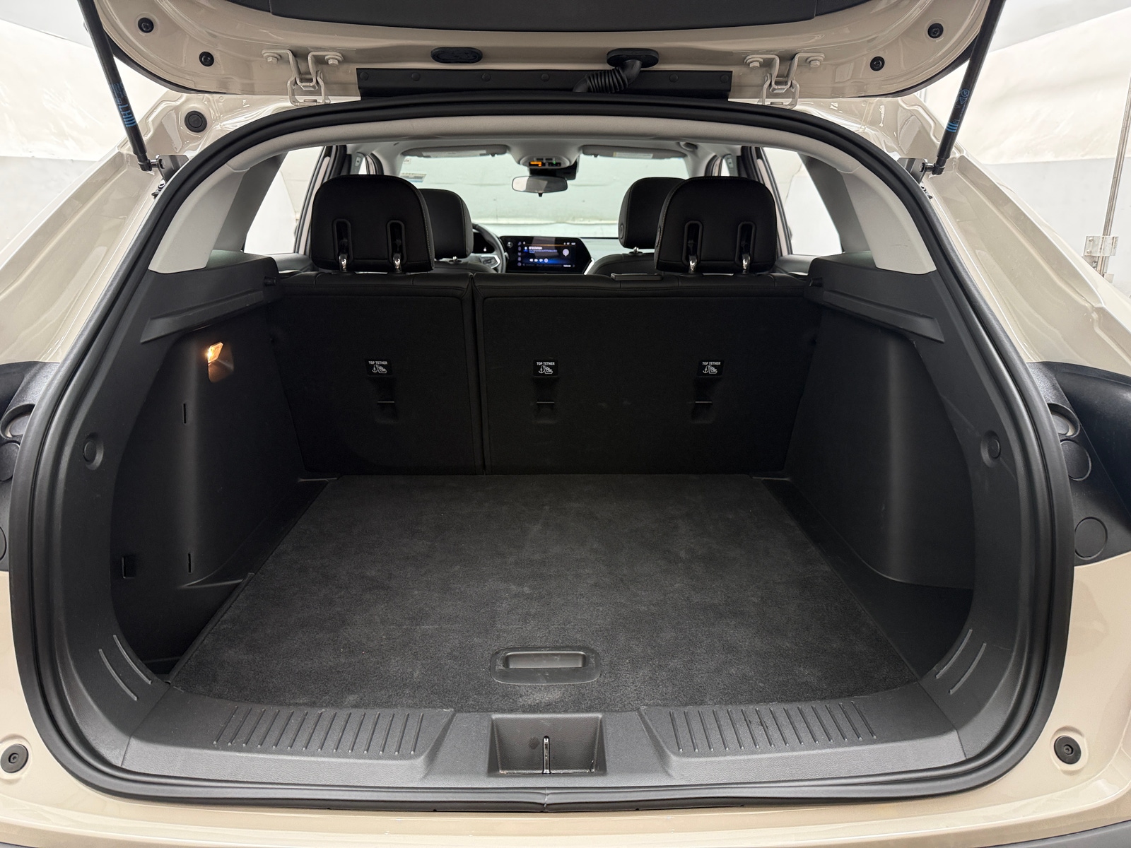 Thumbnail: 2026 Chevrolet Trax - 6