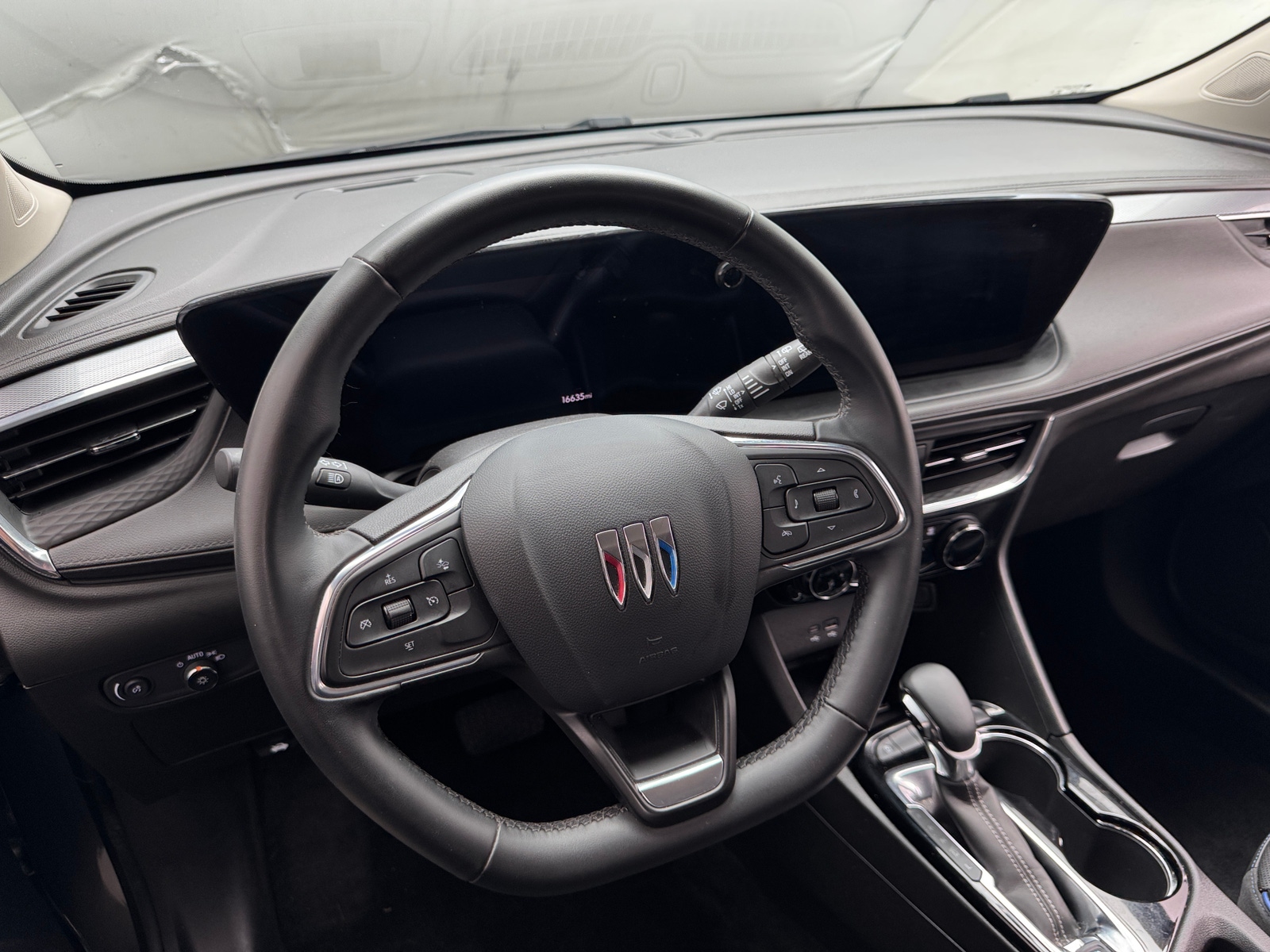 Thumbnail: 2025 Buick Encore GX - 4