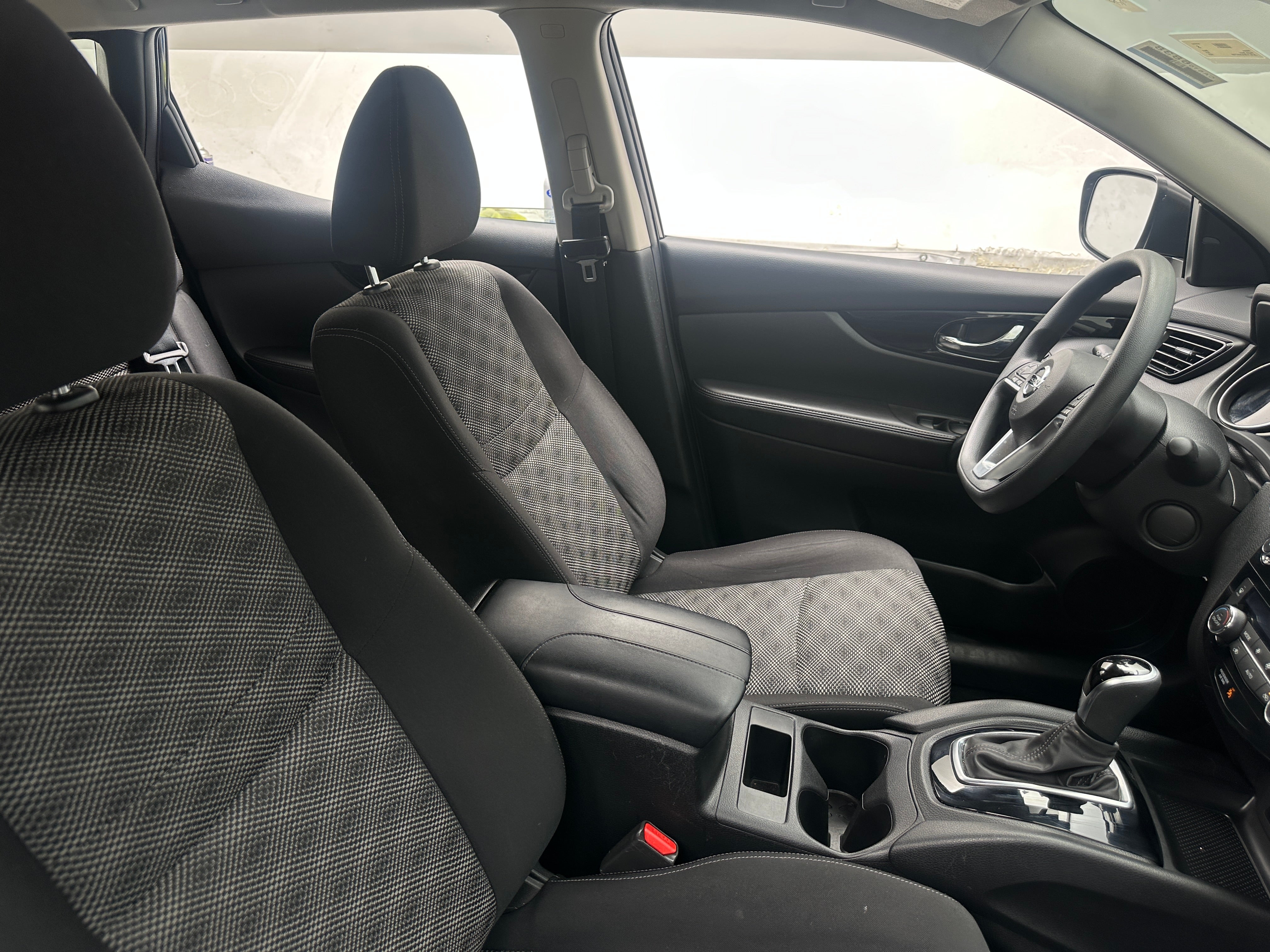 2020 Nissan Rogue Sport SV