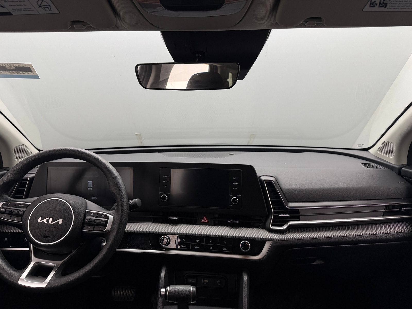 Thumbnail: 2025 Kia Sportage - 3