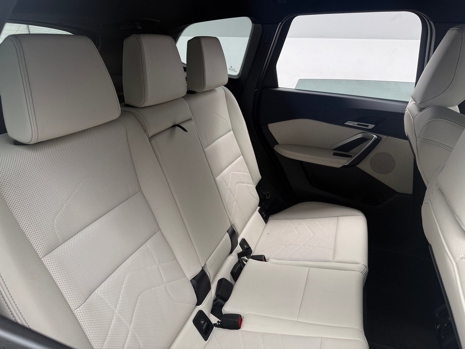 Thumbnail: 2026 BMW X1 - 5