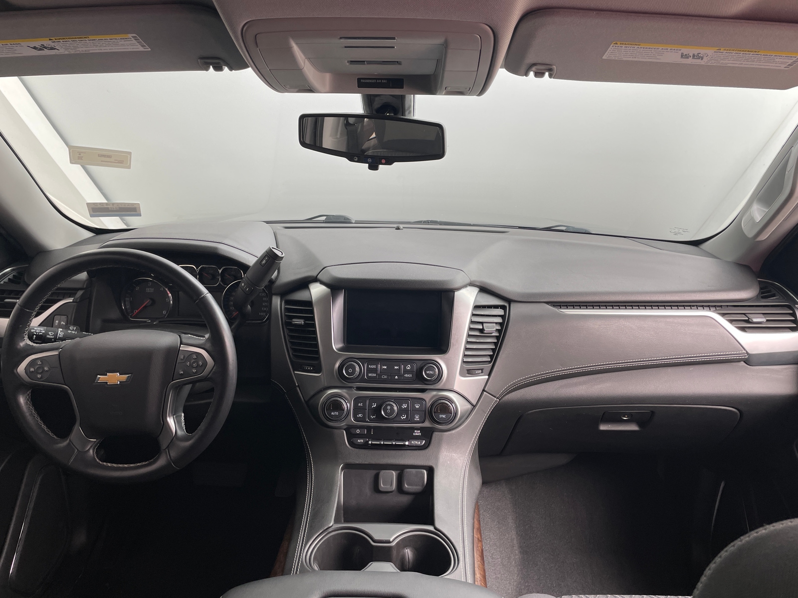 Thumbnail: 2019 Chevrolet Tahoe - 3