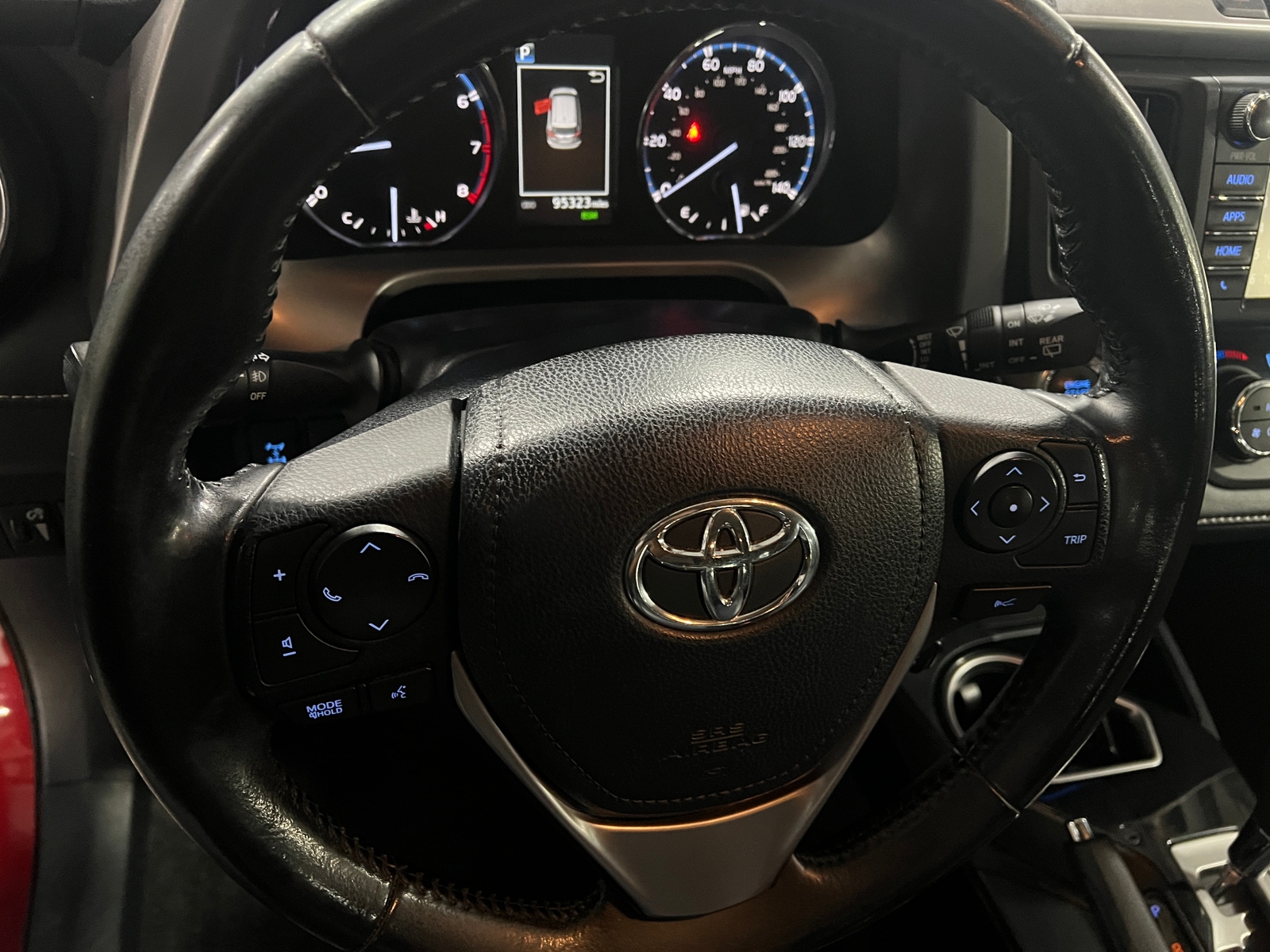 Thumbnail: 2017 Toyota RAV4 - 5