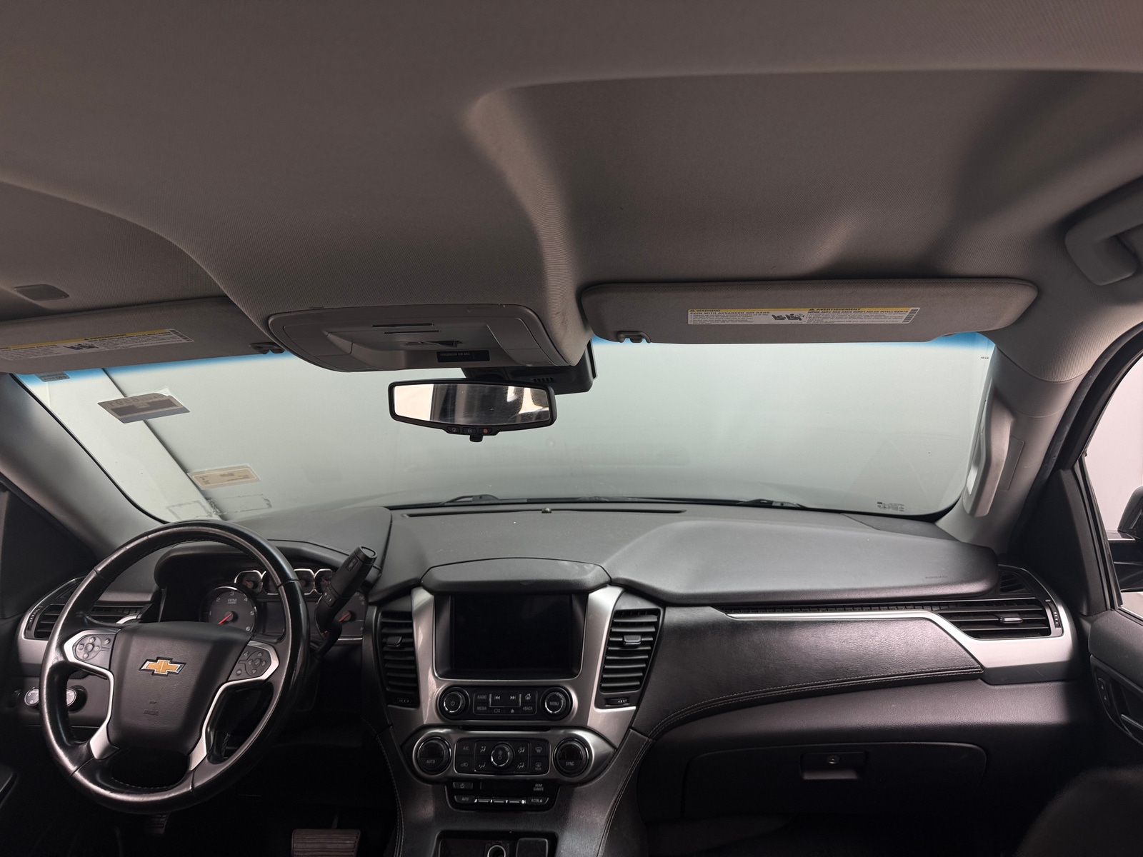 Thumbnail: 2019 Chevrolet Tahoe - 3