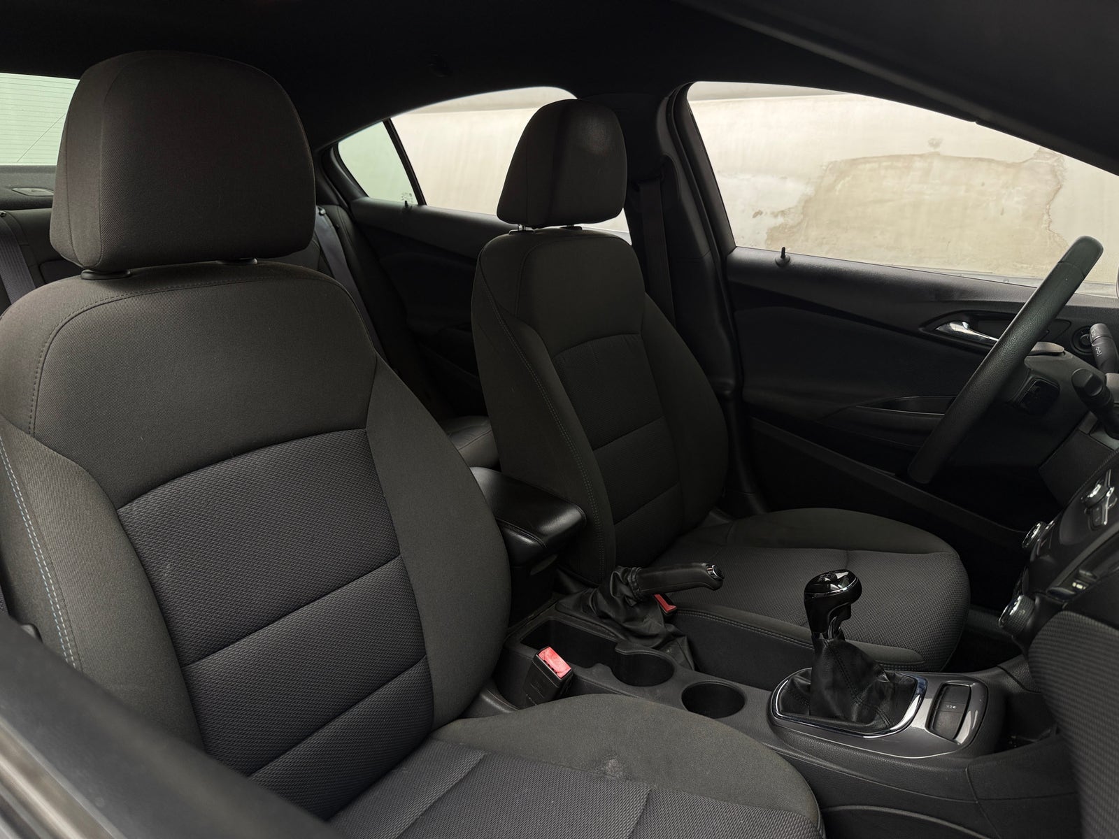Thumbnail: 2016 Chevrolet Cruze - 2