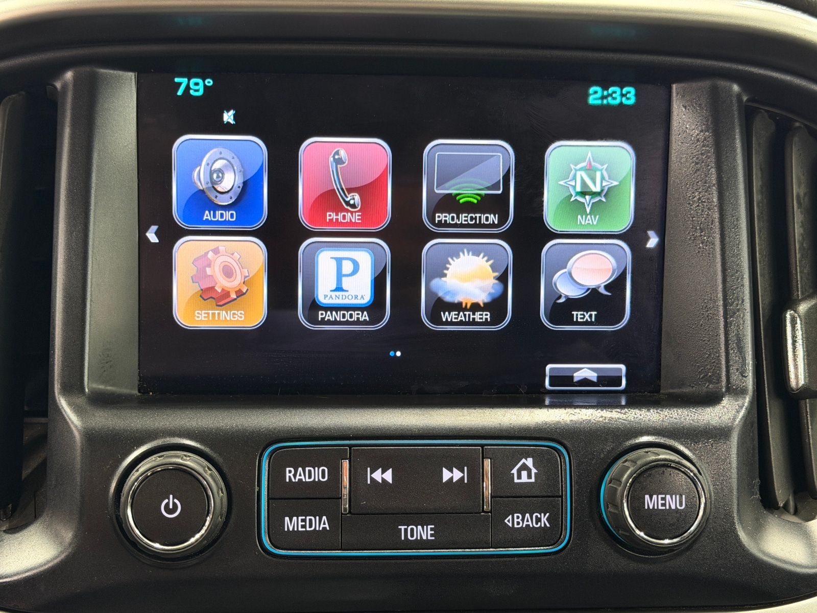 Thumbnail: 2016 Chevrolet Colorado - 3