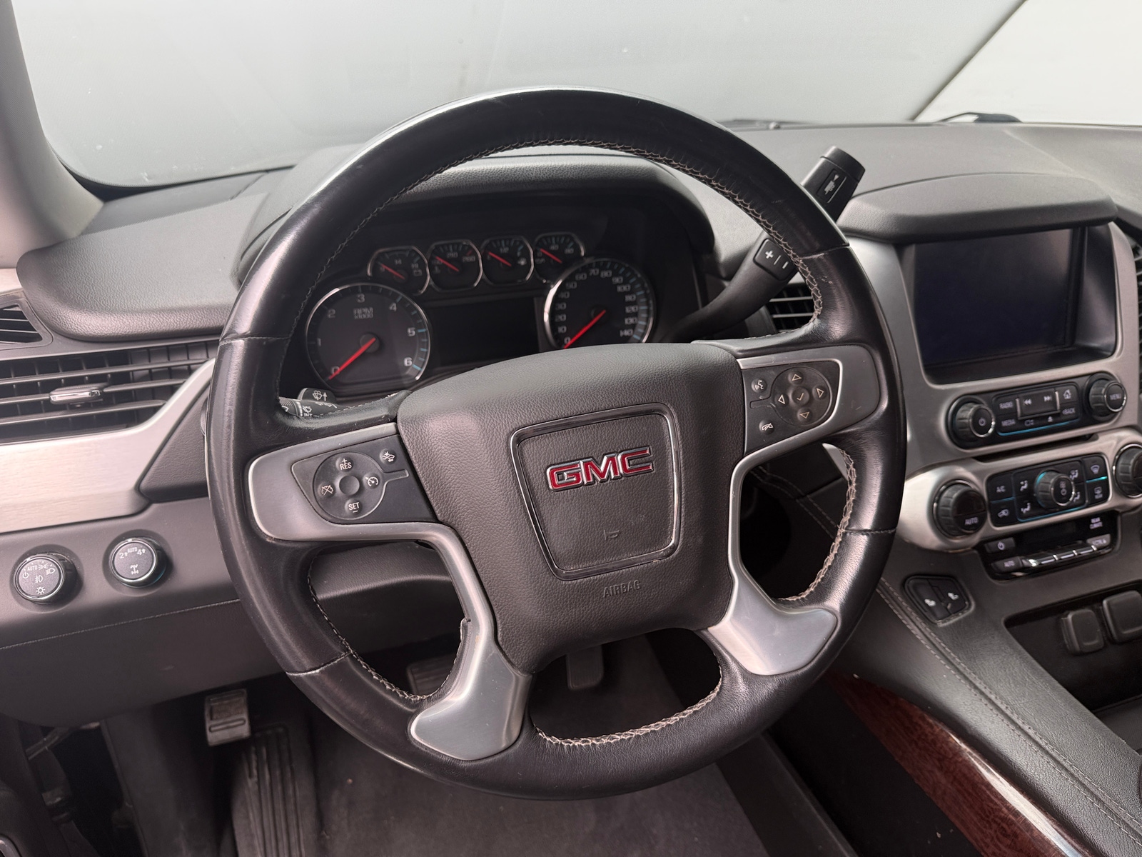 Thumbnail: 2019 GMC Yukon - 4