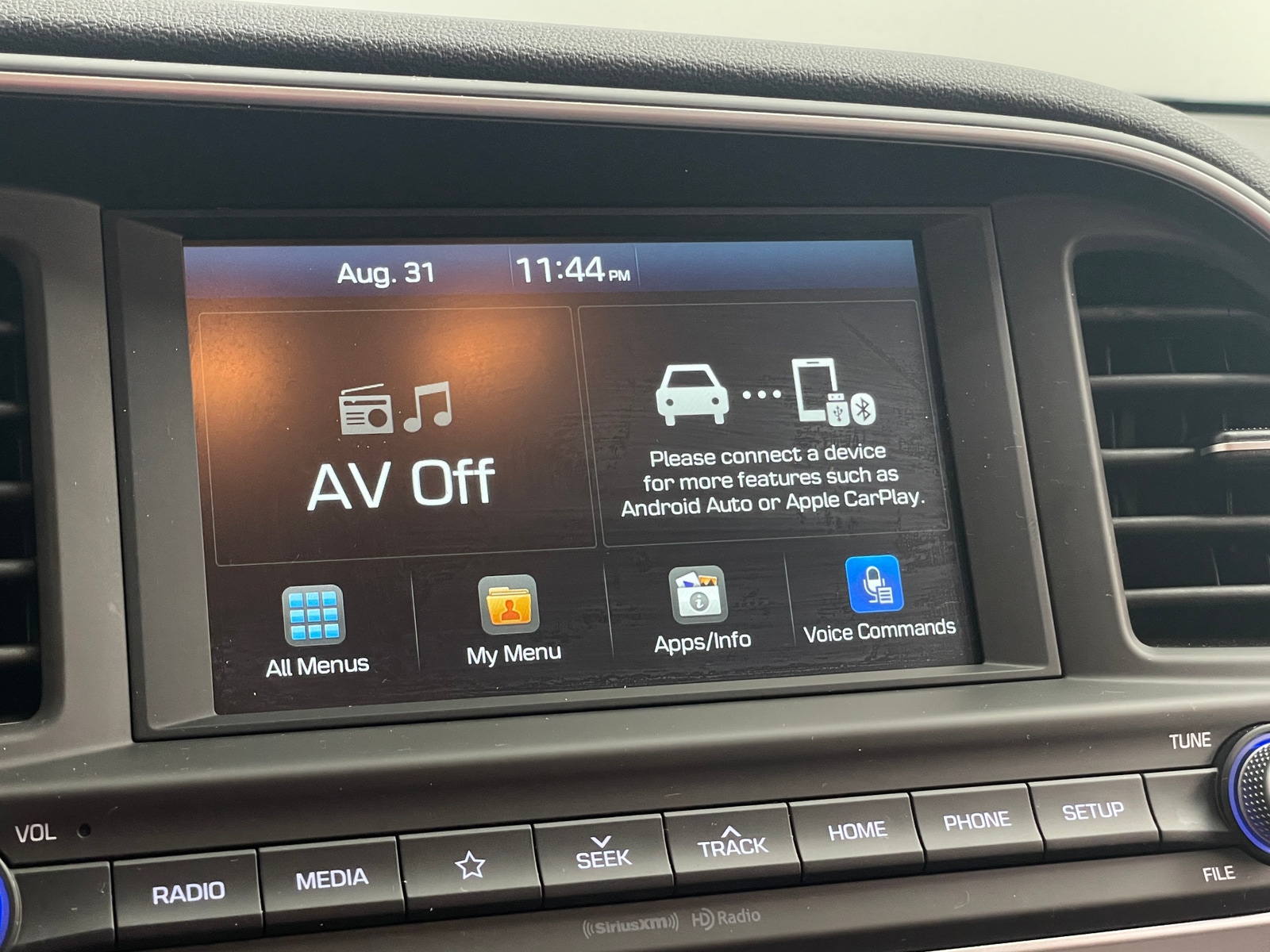 Thumbnail: 2020 Hyundai Elantra - 4