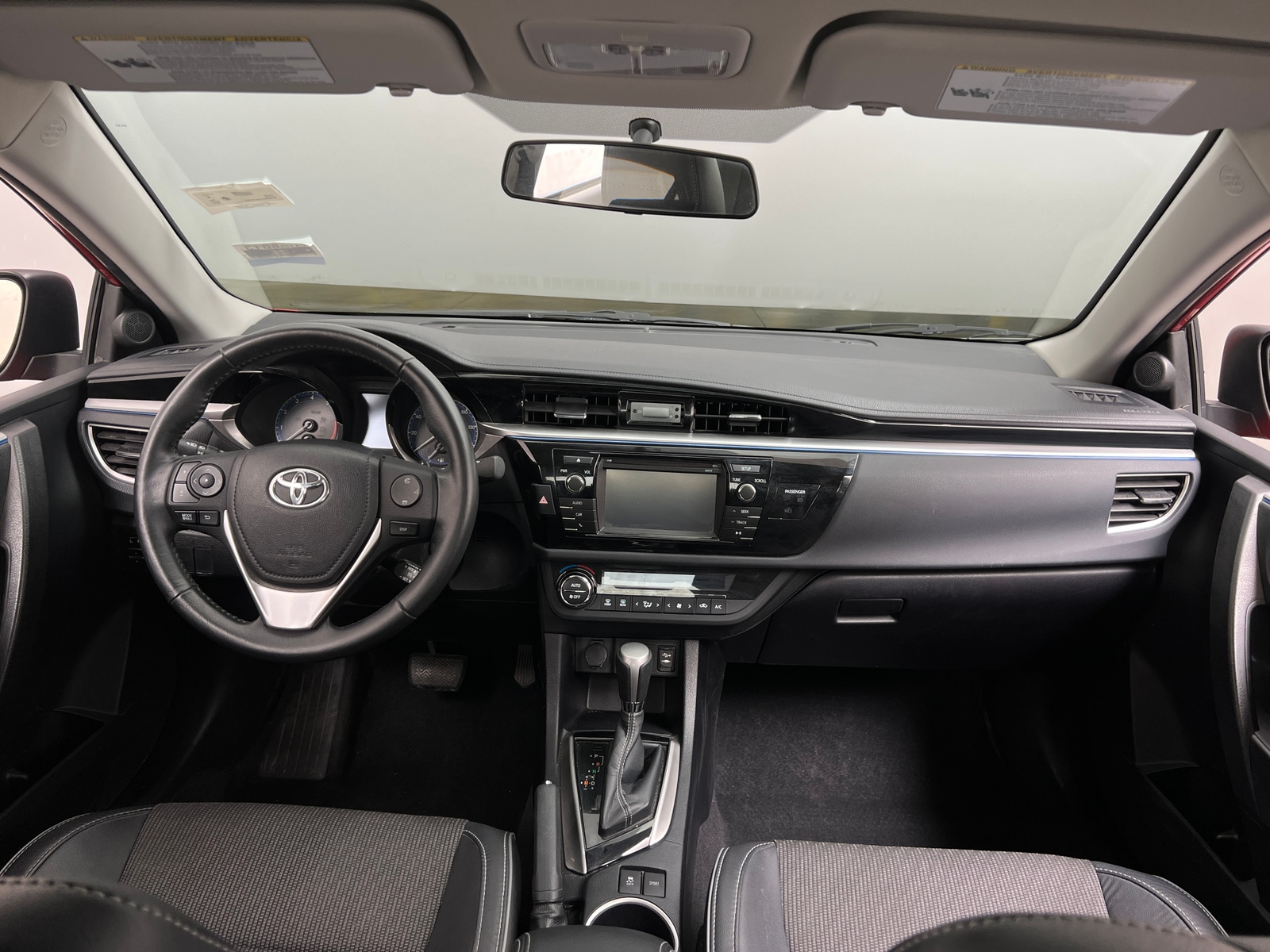Thumbnail: 2014 Toyota Corolla - 3